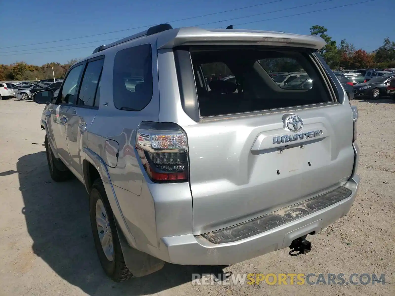 3 Photograph of a damaged car JTEZU5JR8K5196910 TOYOTA 4RUNNER 2019