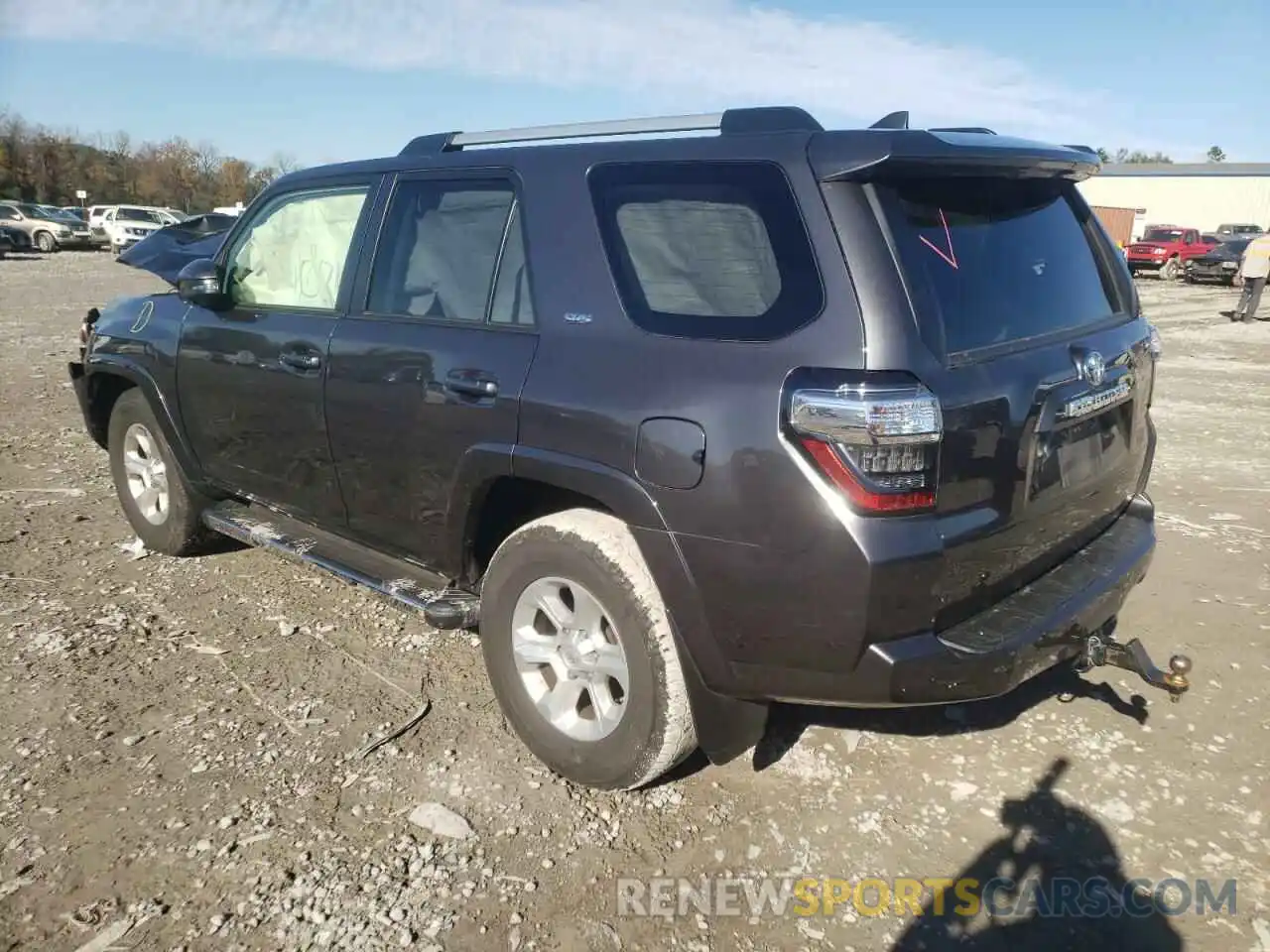 3 Photograph of a damaged car JTEZU5JR8K5197037 TOYOTA 4RUNNER 2019