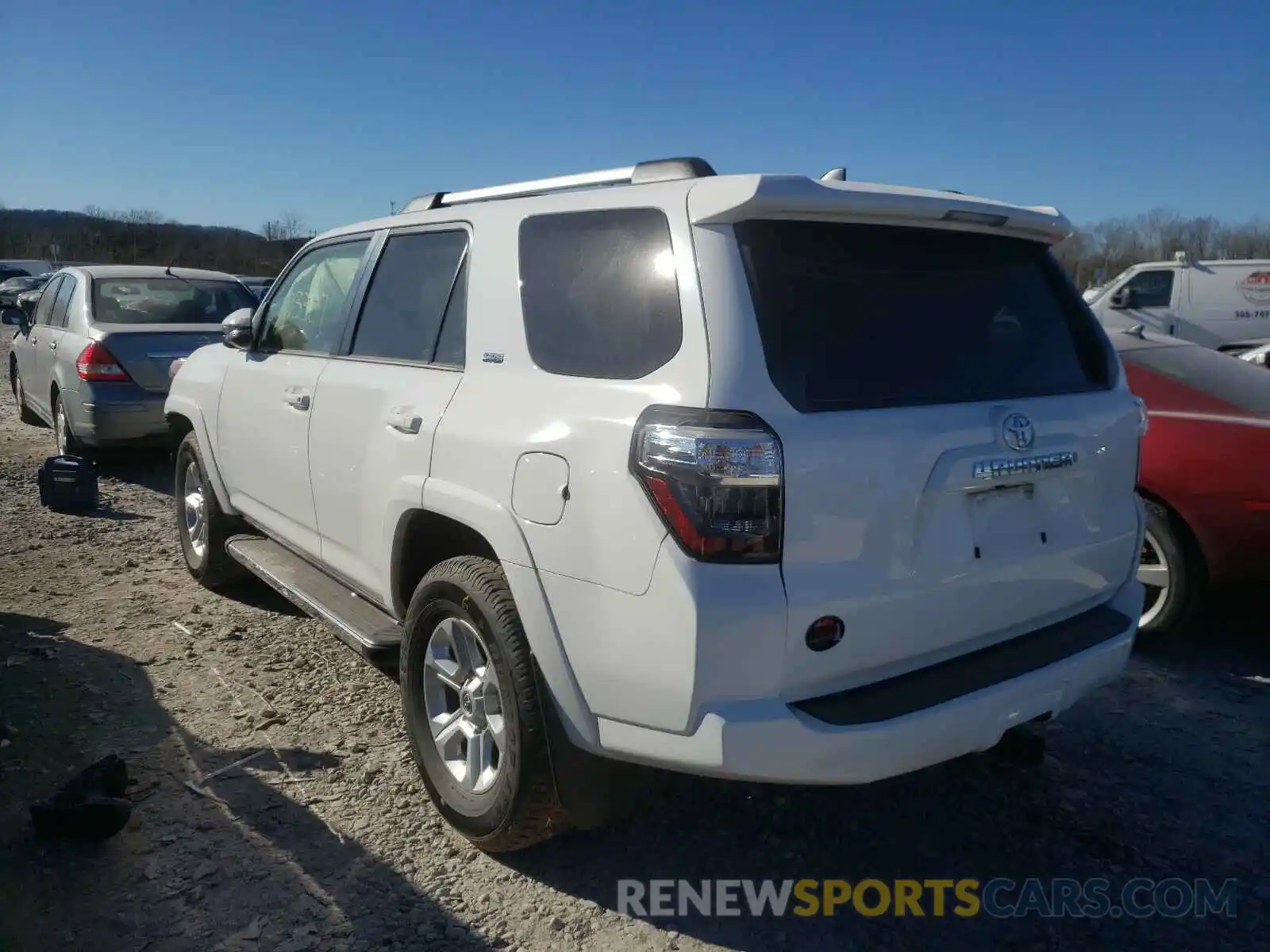 3 Photograph of a damaged car JTEZU5JR8K5197295 TOYOTA 4RUNNER 2019