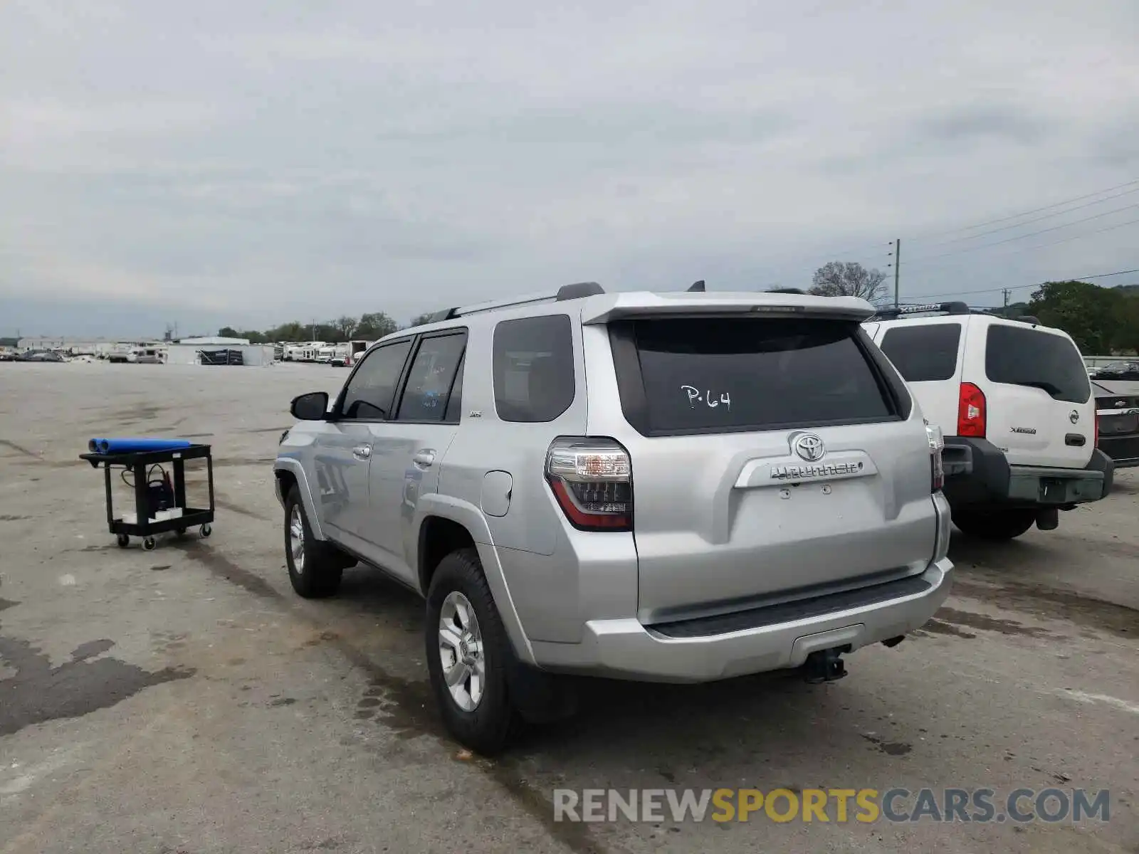 3 Photograph of a damaged car JTEZU5JR8K5198186 TOYOTA 4RUNNER 2019