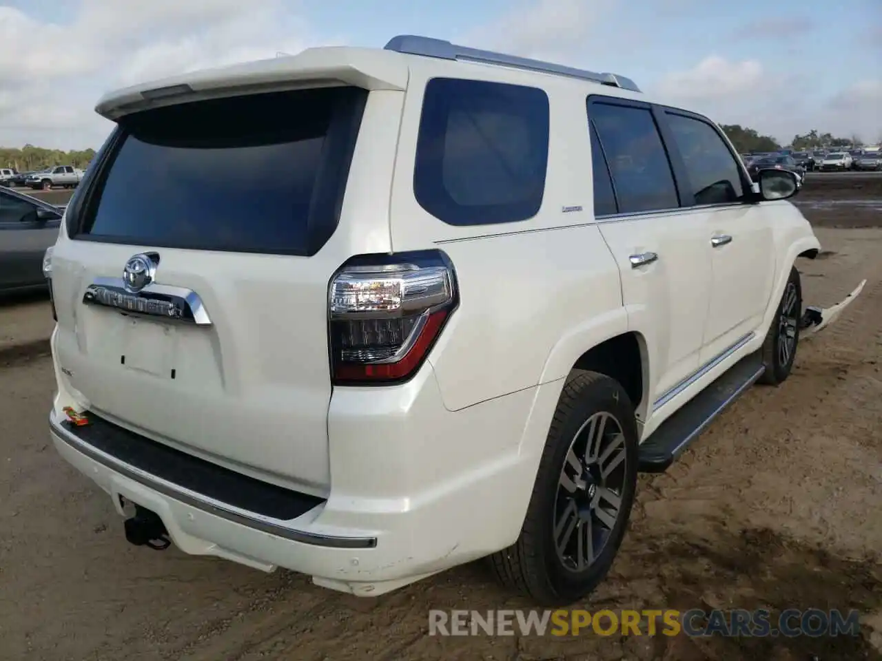 4 Фотография поврежденного автомобиля JTEZU5JR8K5200096 TOYOTA 4RUNNER 2019