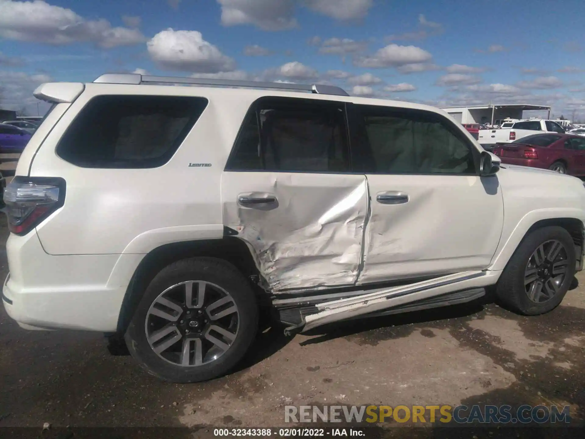 6 Photograph of a damaged car JTEZU5JR8K5200289 TOYOTA 4RUNNER 2019