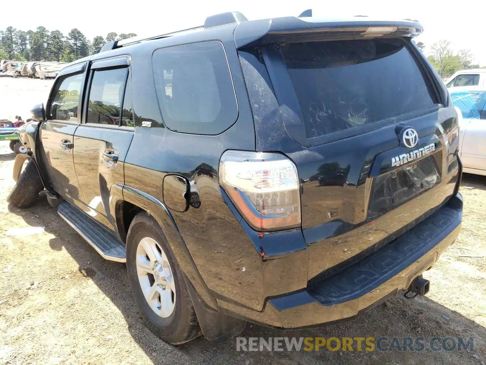 3 Photograph of a damaged car JTEZU5JR8K5201409 TOYOTA 4RUNNER 2019