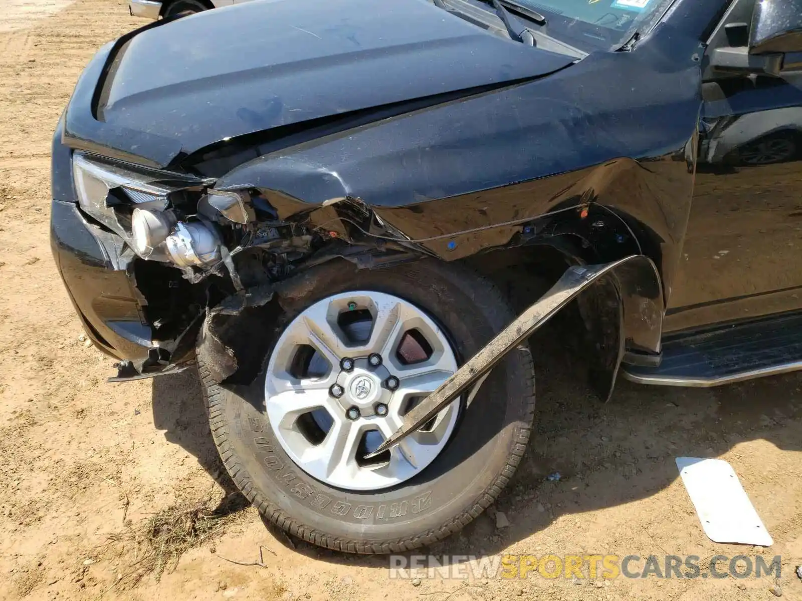 9 Photograph of a damaged car JTEZU5JR8K5201409 TOYOTA 4RUNNER 2019