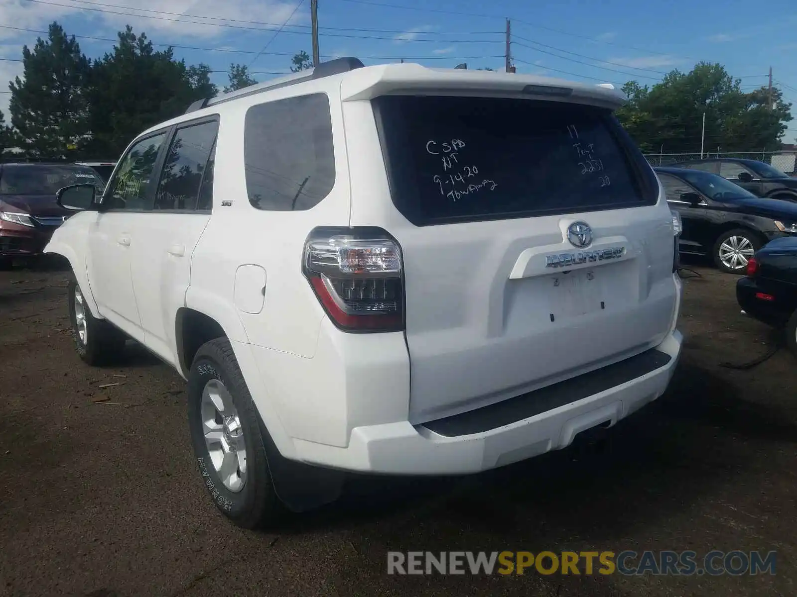 3 Photograph of a damaged car JTEZU5JR8K5205167 TOYOTA 4RUNNER 2019