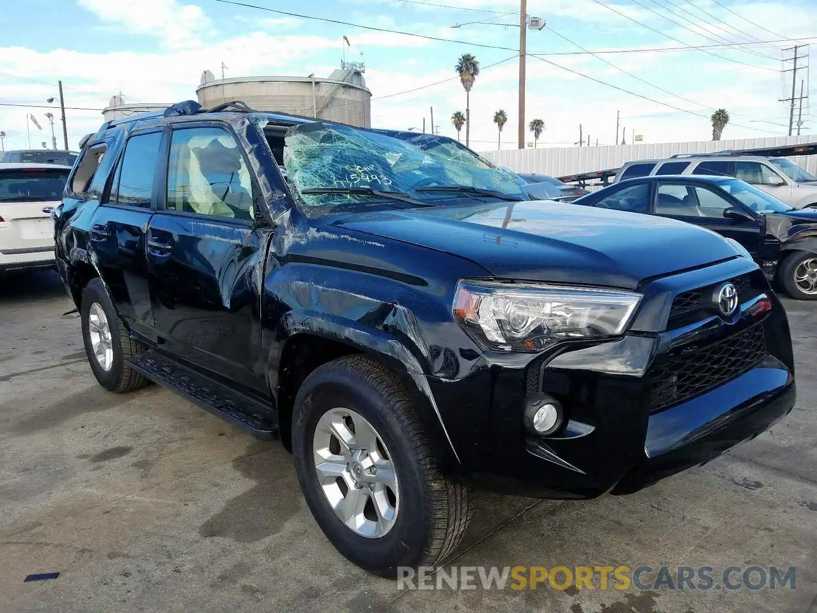 1 Photograph of a damaged car JTEZU5JR8K5206805 TOYOTA 4RUNNER 2019