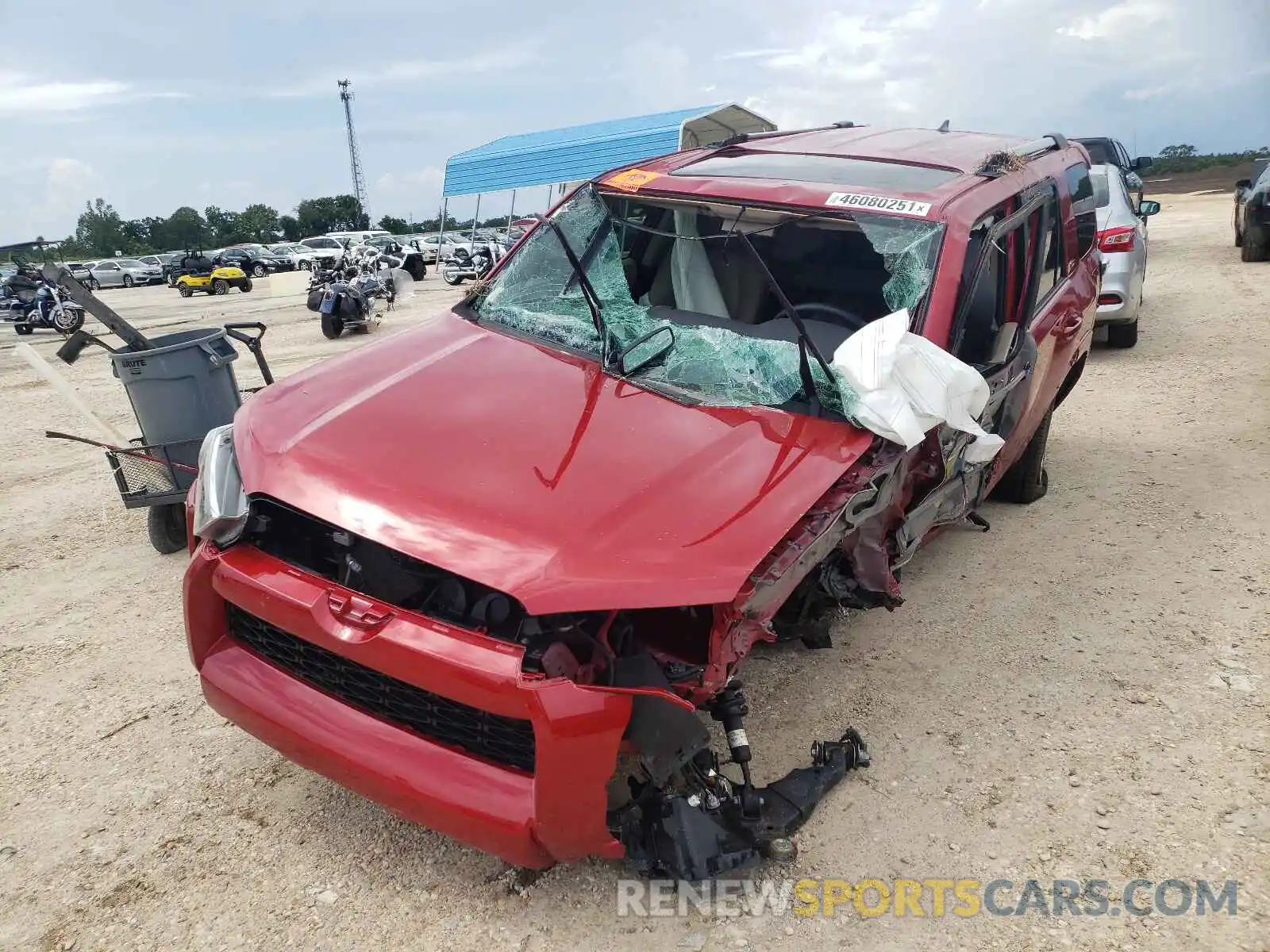 2 Photograph of a damaged car JTEZU5JR8K5208506 TOYOTA 4RUNNER 2019