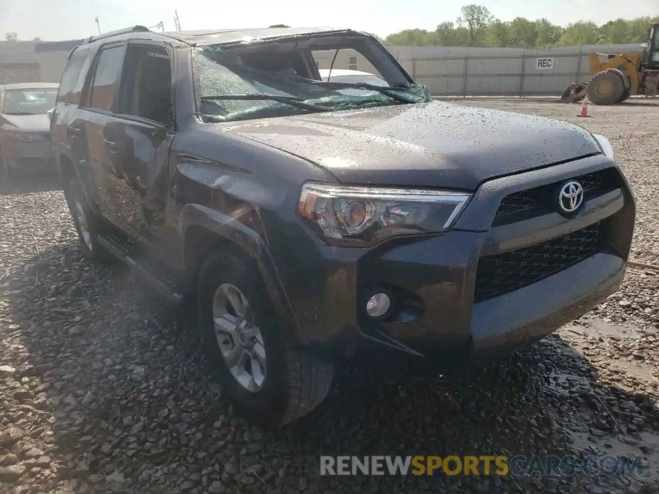 1 Photograph of a damaged car JTEZU5JR8K5209185 TOYOTA 4RUNNER 2019