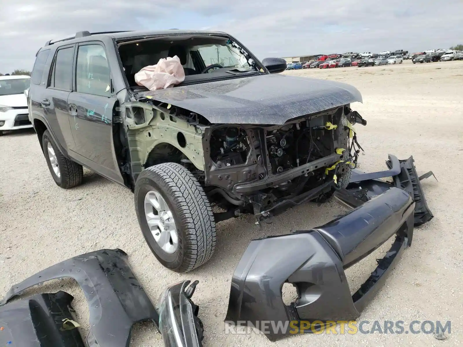 1 Photograph of a damaged car JTEZU5JR8K5209641 TOYOTA 4RUNNER 2019