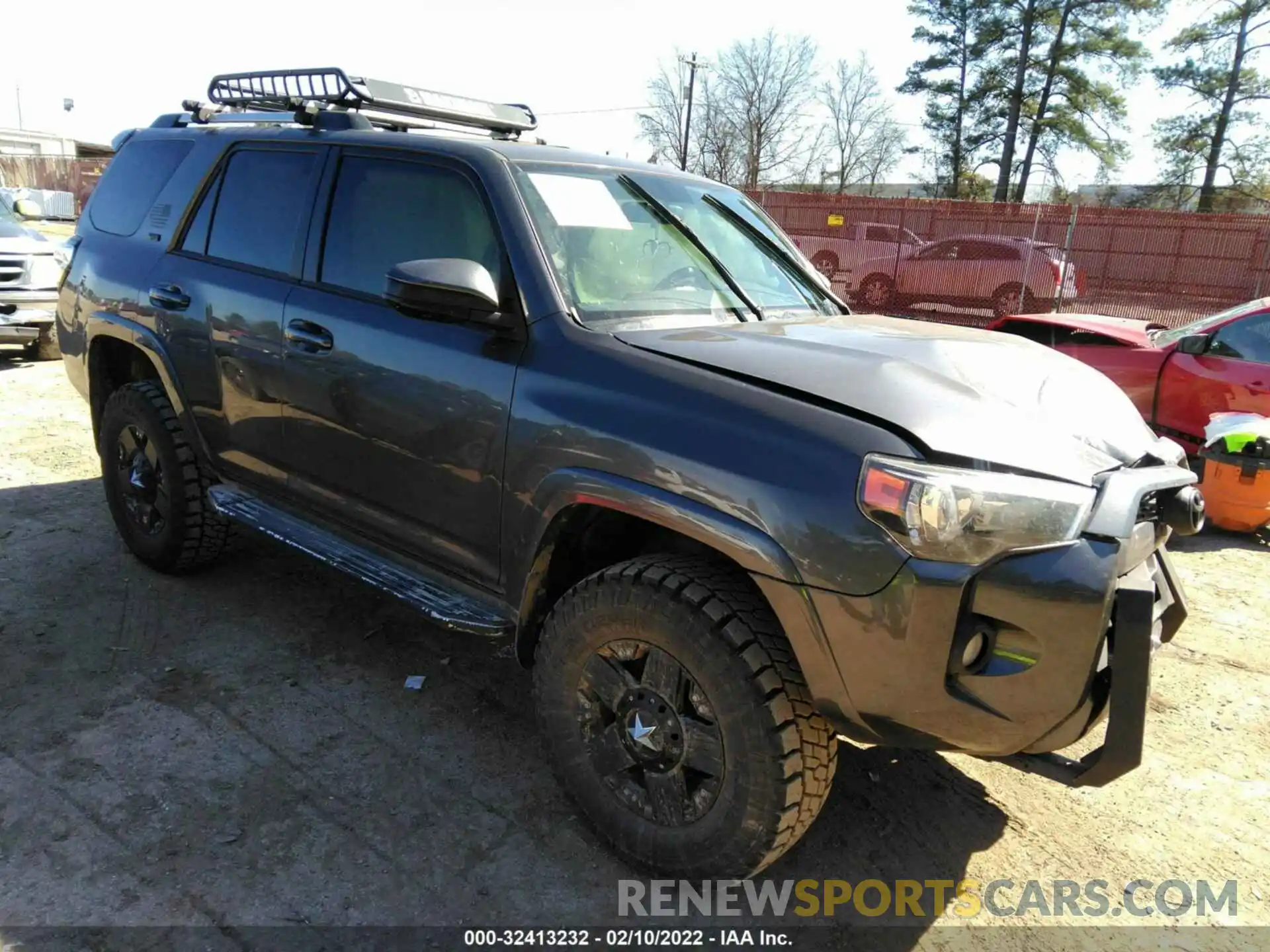 1 Photograph of a damaged car JTEZU5JR8K5211504 TOYOTA 4RUNNER 2019