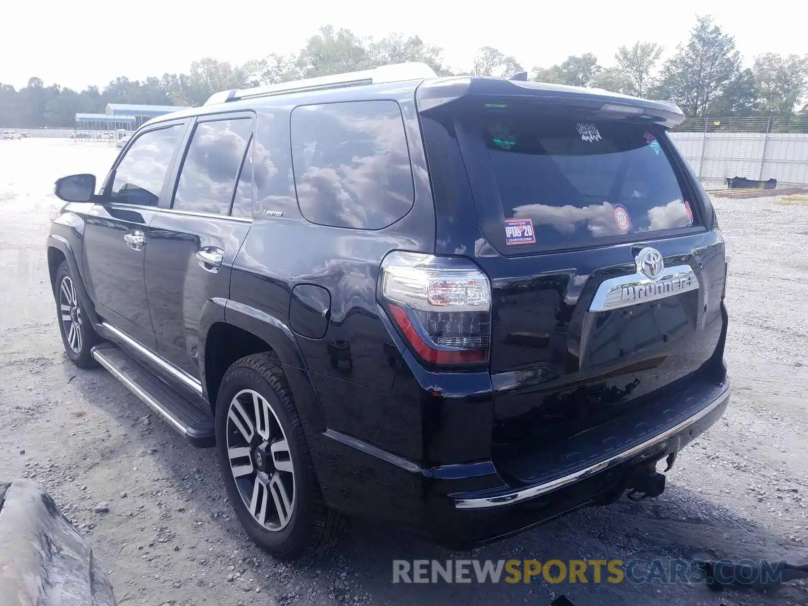 3 Фотография поврежденного автомобиля JTEZU5JR8K5211647 TOYOTA 4RUNNER 2019