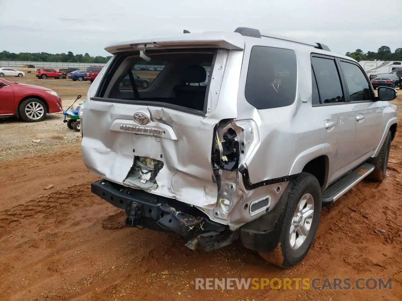 9 Photograph of a damaged car JTEZU5JR8K5212281 TOYOTA 4RUNNER 2019