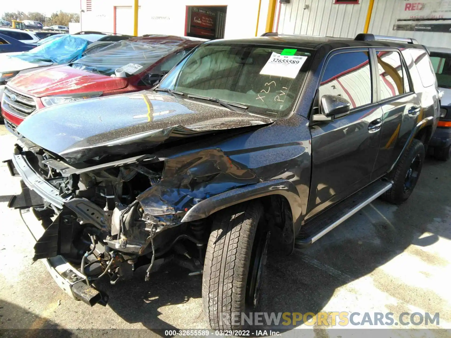 2 Photograph of a damaged car JTEZU5JR8K5213592 TOYOTA 4RUNNER 2019