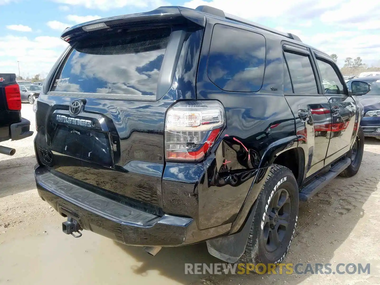 4 Фотография поврежденного автомобиля JTEZU5JR9K5192431 TOYOTA 4RUNNER 2019