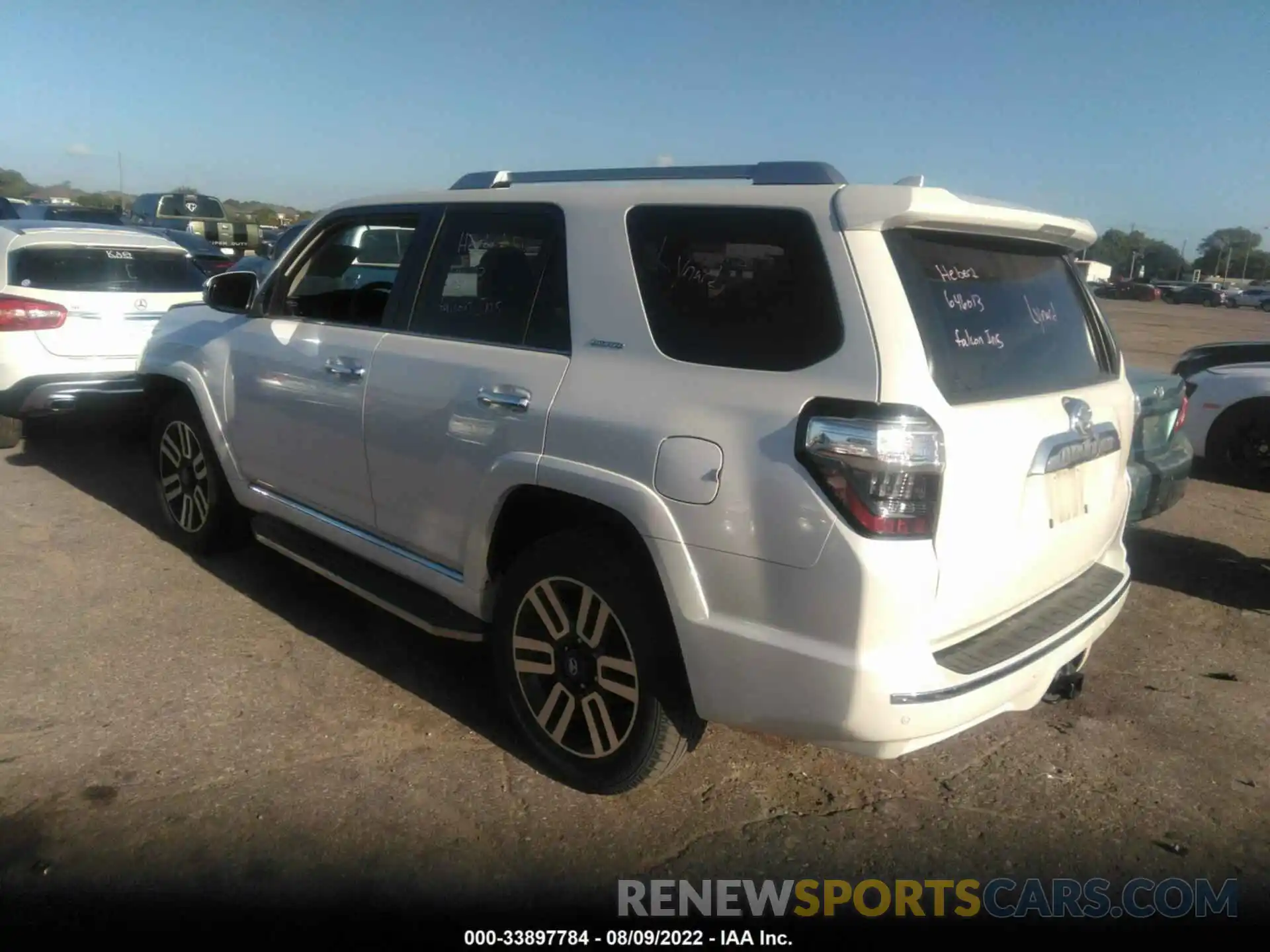 3 Фотография поврежденного автомобиля JTEZU5JR9K5197077 TOYOTA 4RUNNER 2019