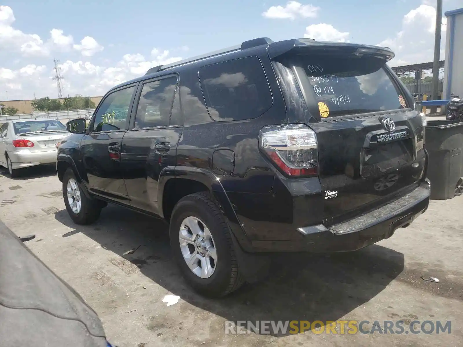 3 Photograph of a damaged car JTEZU5JR9K5200379 TOYOTA 4RUNNER 2019