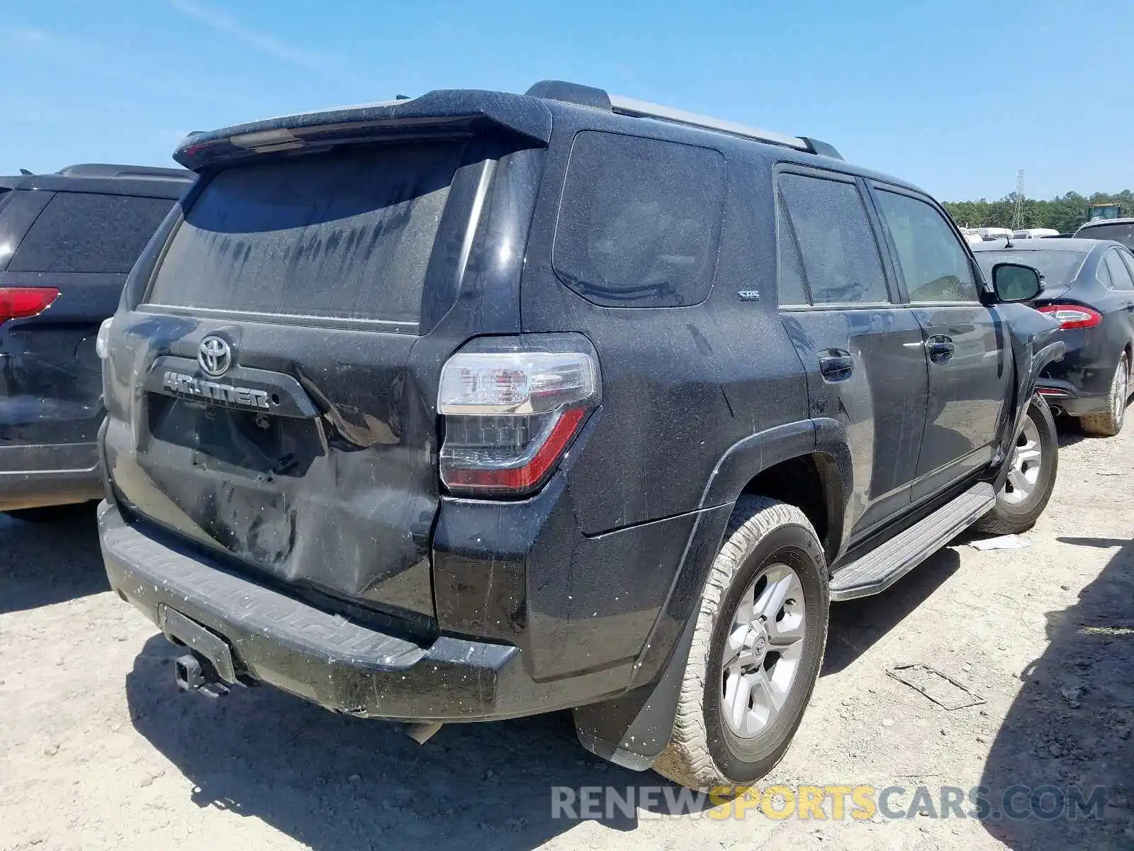 4 Photograph of a damaged car JTEZU5JR9K5200527 TOYOTA 4RUNNER 2019