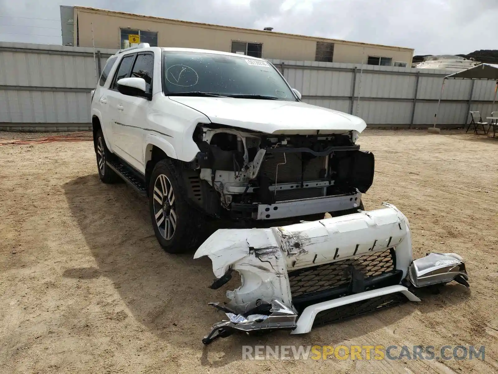 1 Photograph of a damaged car JTEZU5JR9K5201810 TOYOTA 4RUNNER 2019