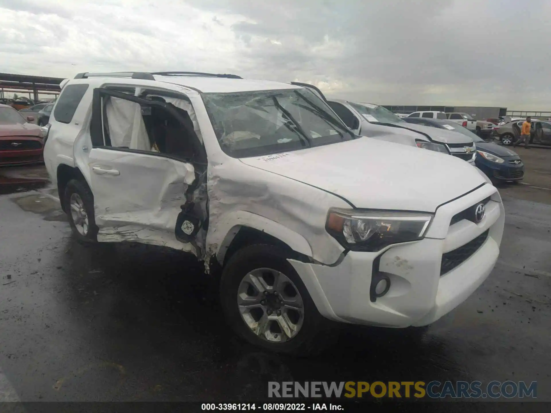 1 Photograph of a damaged car JTEZU5JR9K5205520 TOYOTA 4RUNNER 2019