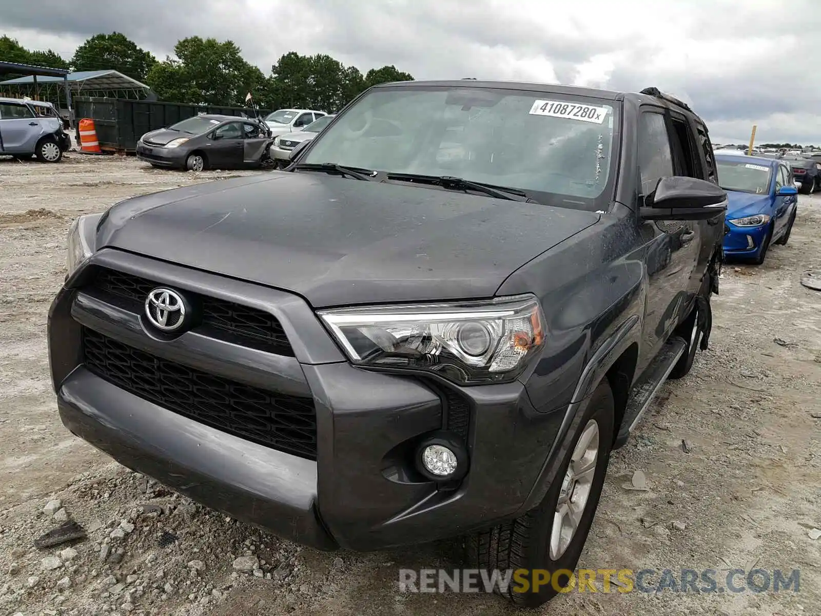 2 Photograph of a damaged car JTEZU5JR9K5206165 TOYOTA 4RUNNER 2019