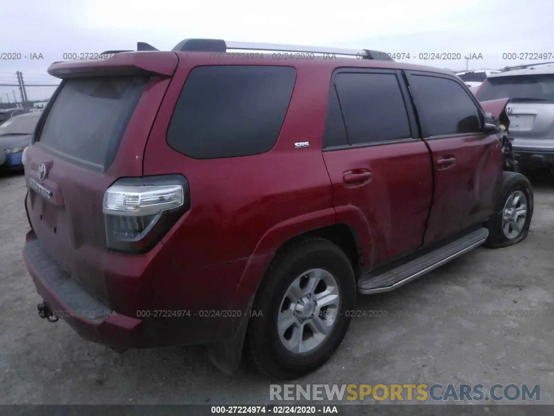 4 Photograph of a damaged car JTEZU5JR9K5209695 TOYOTA 4RUNNER 2019