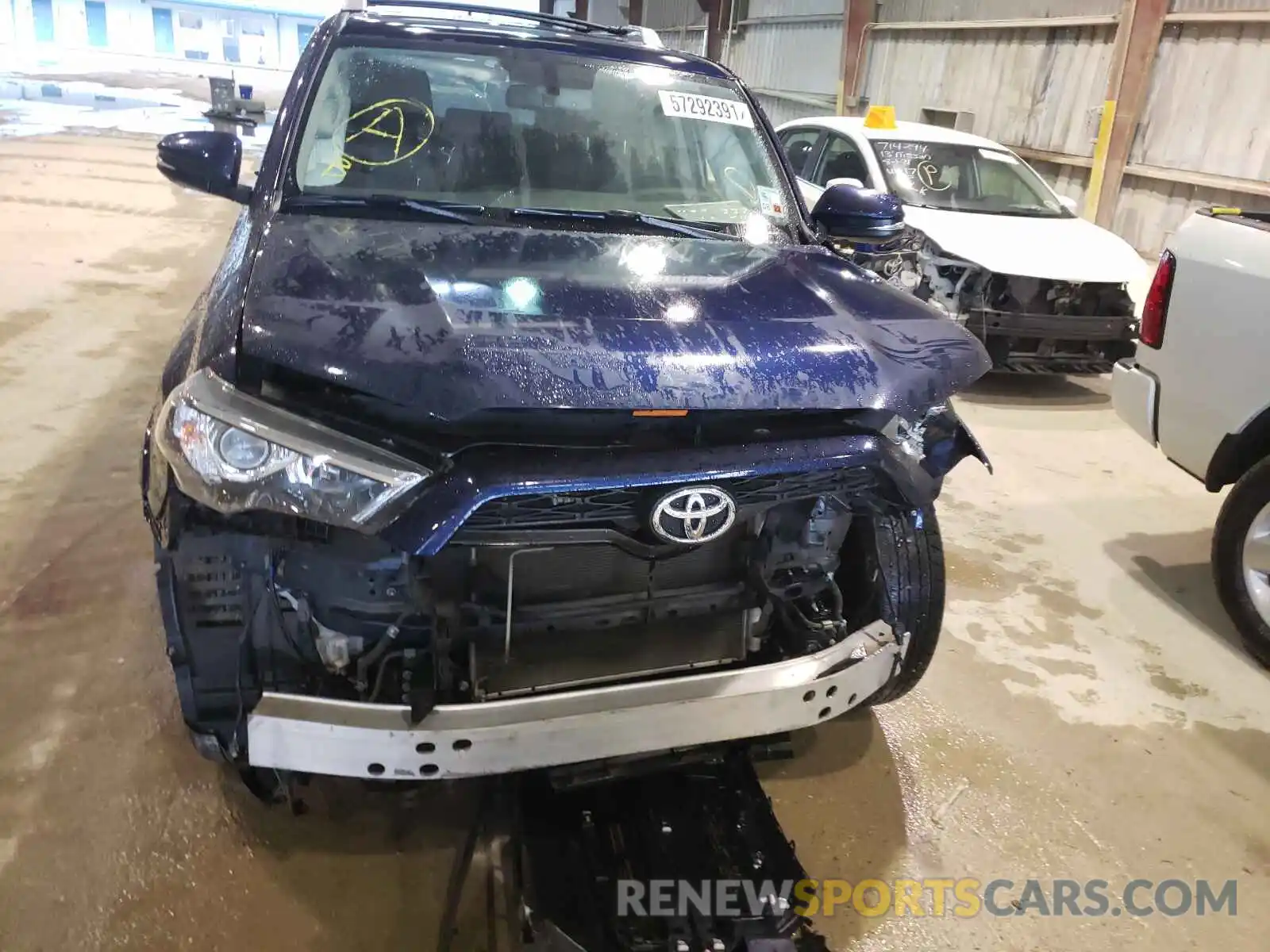 9 Photograph of a damaged car JTEZU5JR9K5211835 TOYOTA 4RUNNER 2019