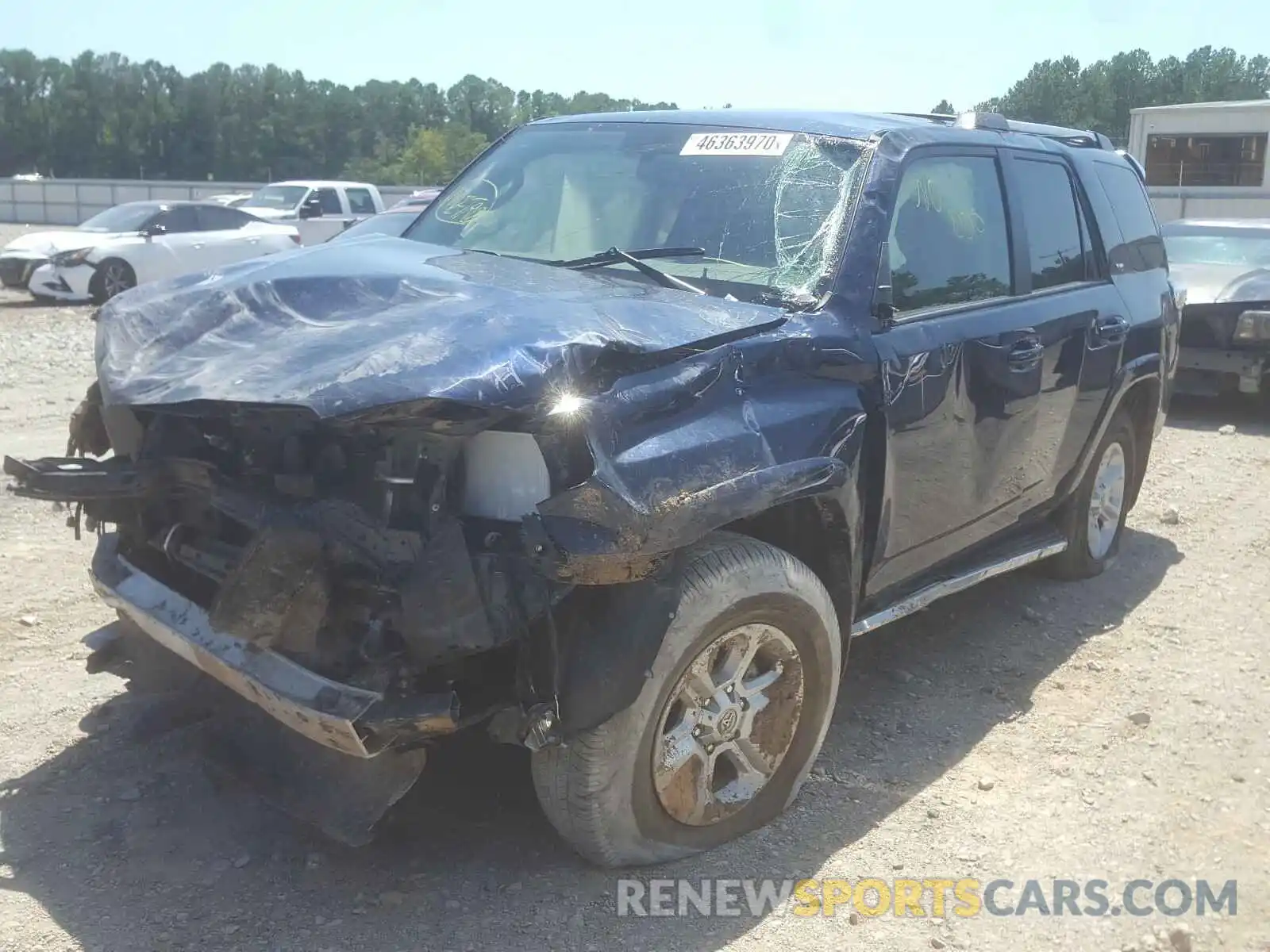 2 Photograph of a damaged car JTEZU5JR9K5212404 TOYOTA 4RUNNER 2019