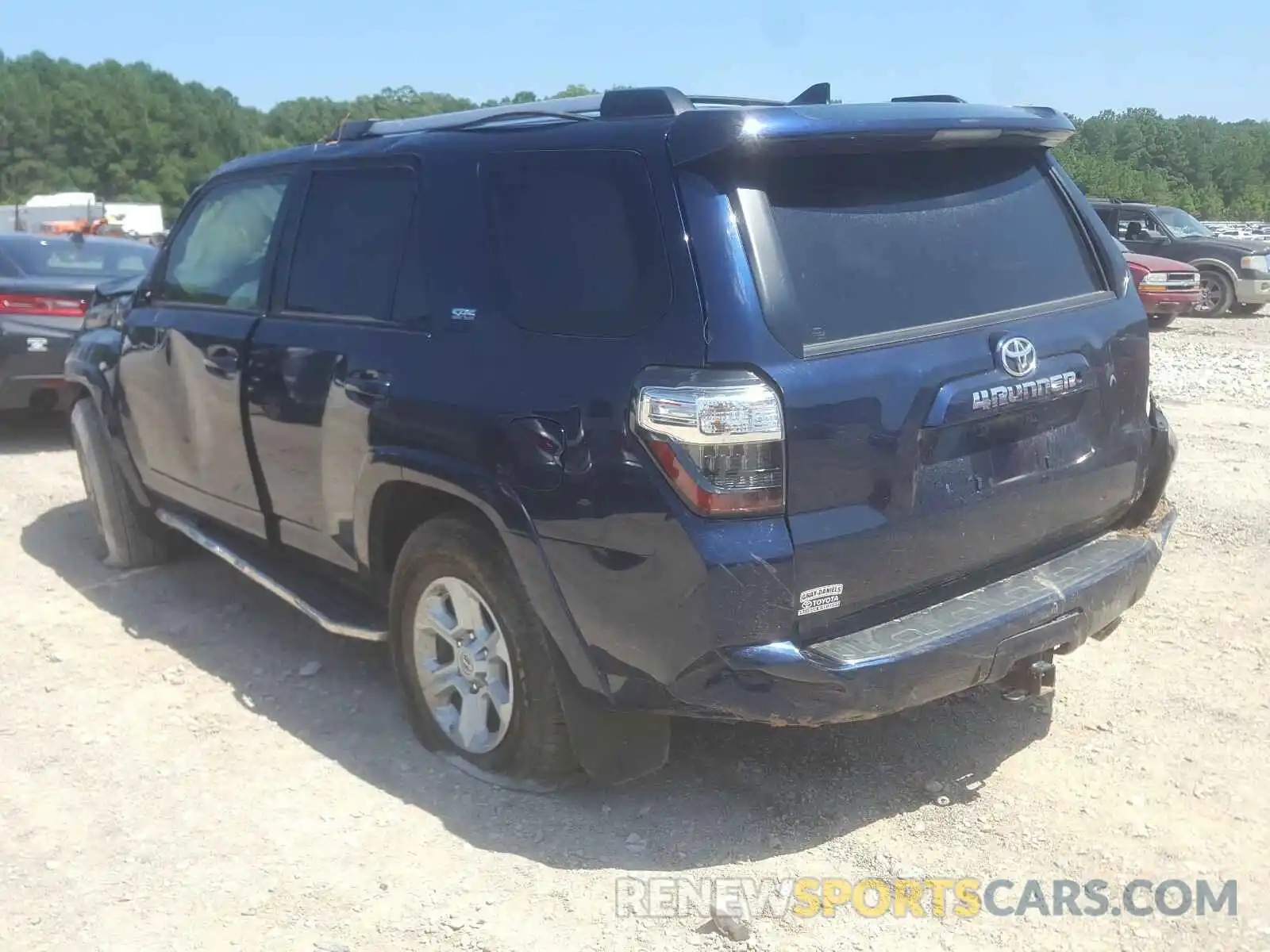 3 Photograph of a damaged car JTEZU5JR9K5212404 TOYOTA 4RUNNER 2019