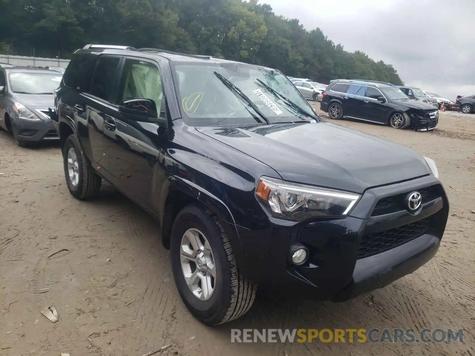 1 Photograph of a damaged car JTEZU5JRXK5193815 TOYOTA 4RUNNER 2019