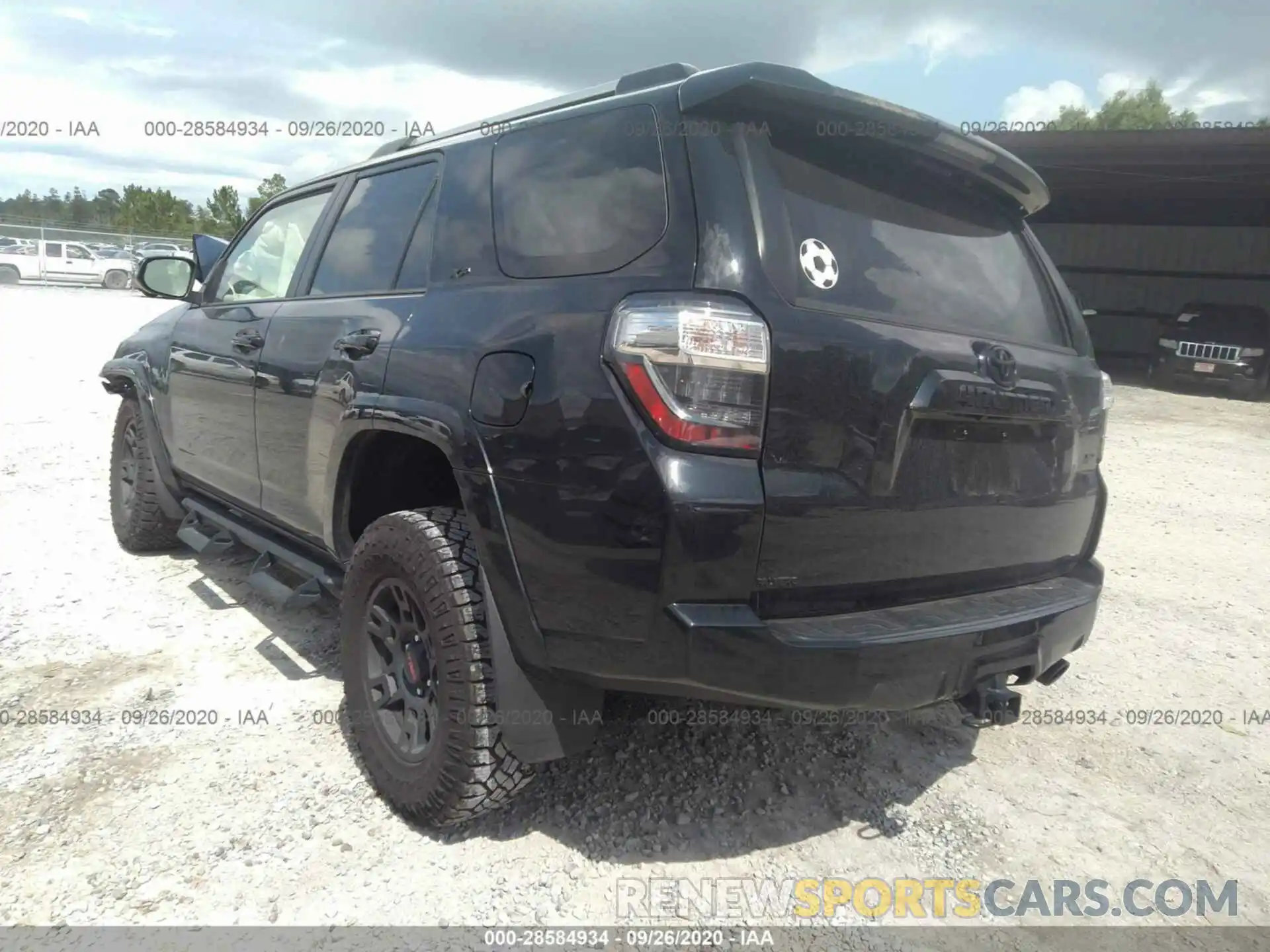 3 Photograph of a damaged car JTEZU5JRXK5194558 TOYOTA 4RUNNER 2019