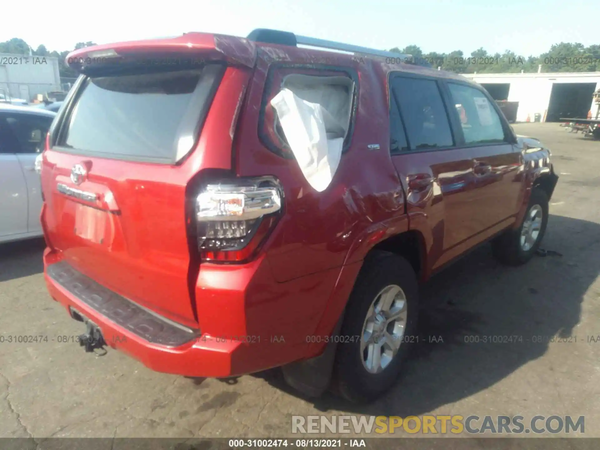 4 Photograph of a damaged car JTEZU5JRXK5199081 TOYOTA 4RUNNER 2019