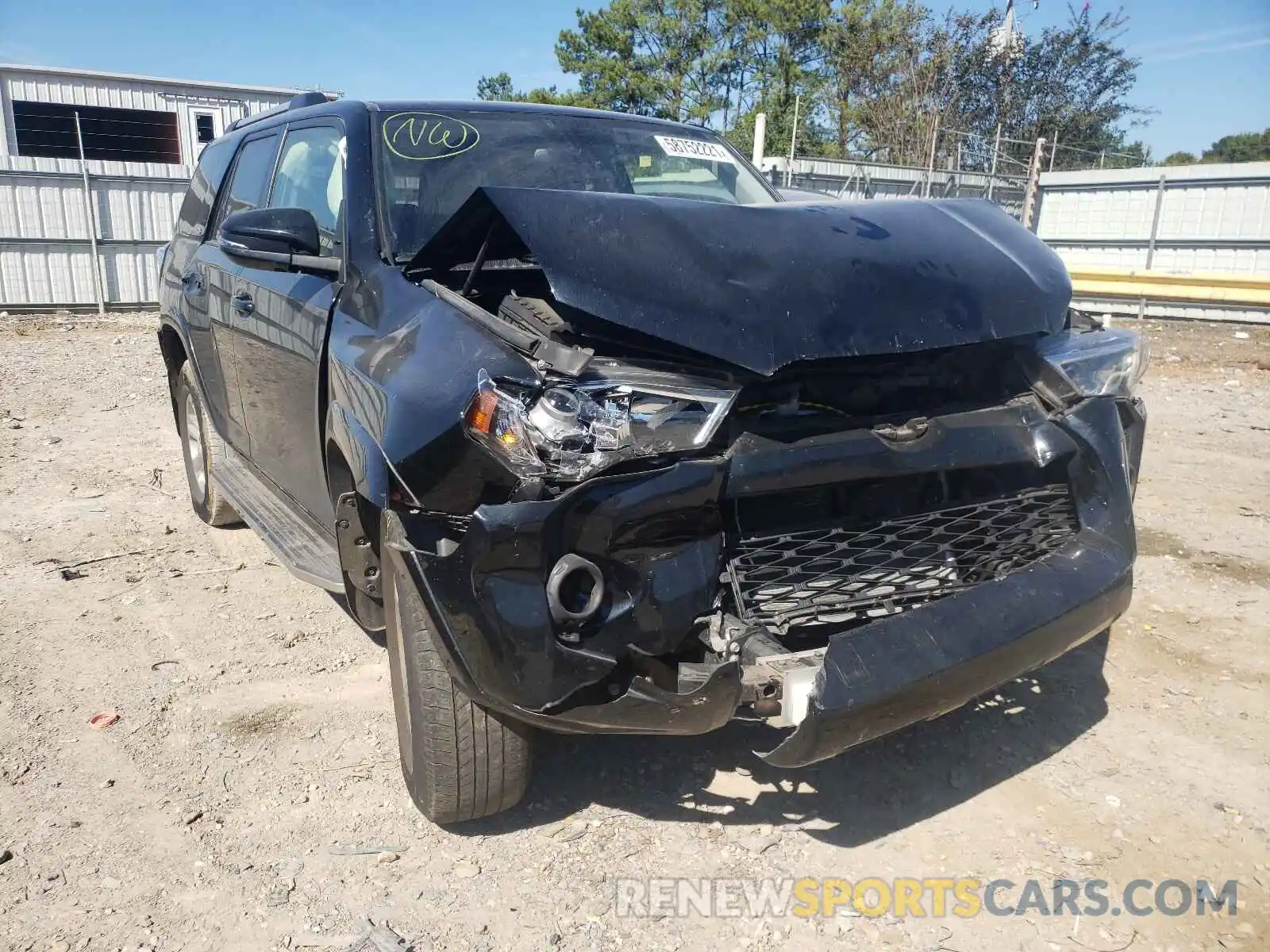 1 Photograph of a damaged car JTEZU5JRXK5200195 TOYOTA 4RUNNER 2019