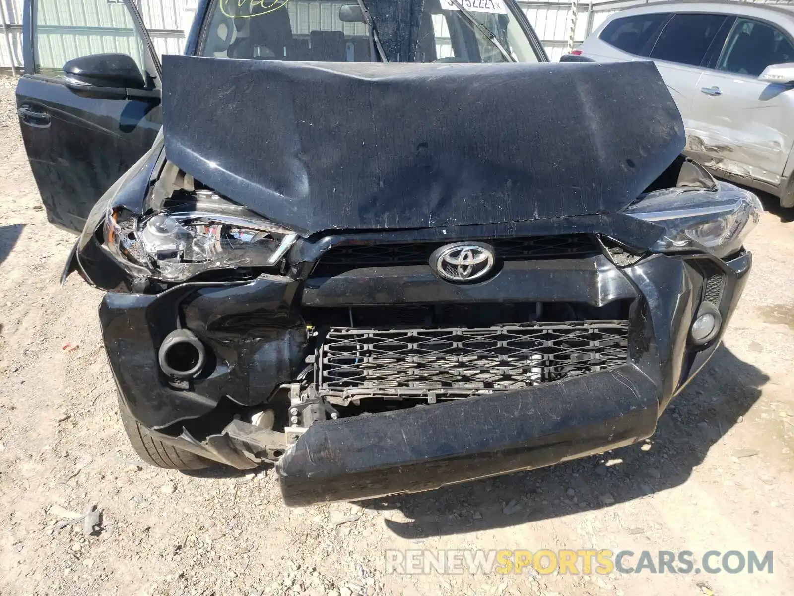 9 Фотография поврежденного автомобиля JTEZU5JRXK5200195 TOYOTA 4RUNNER 2019