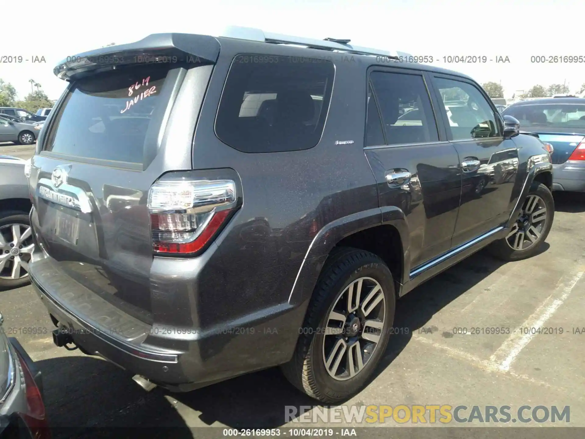 4 Фотография поврежденного автомобиля JTEZU5JRXK5200925 TOYOTA 4RUNNER 2019