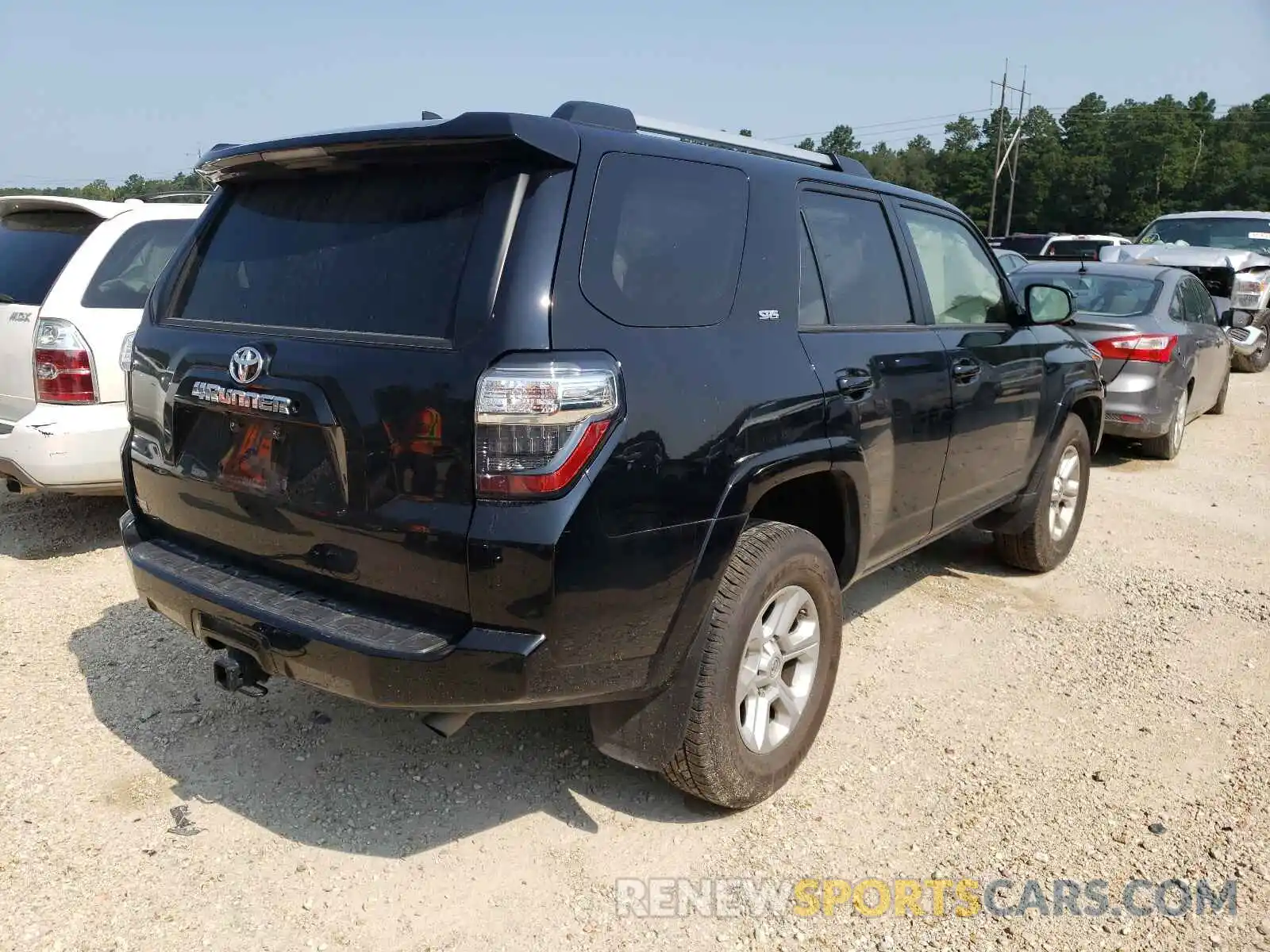 4 Photograph of a damaged car JTEZU5JRXK5202478 TOYOTA 4RUNNER 2019