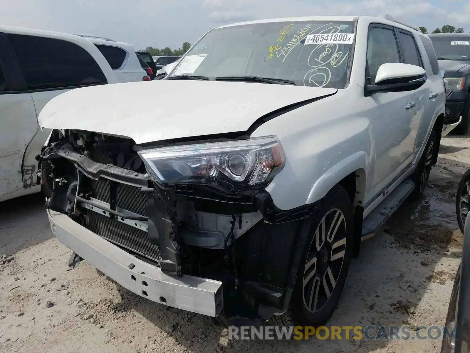 2 Фотография поврежденного автомобиля JTEZU5JRXK5205395 TOYOTA 4RUNNER 2019