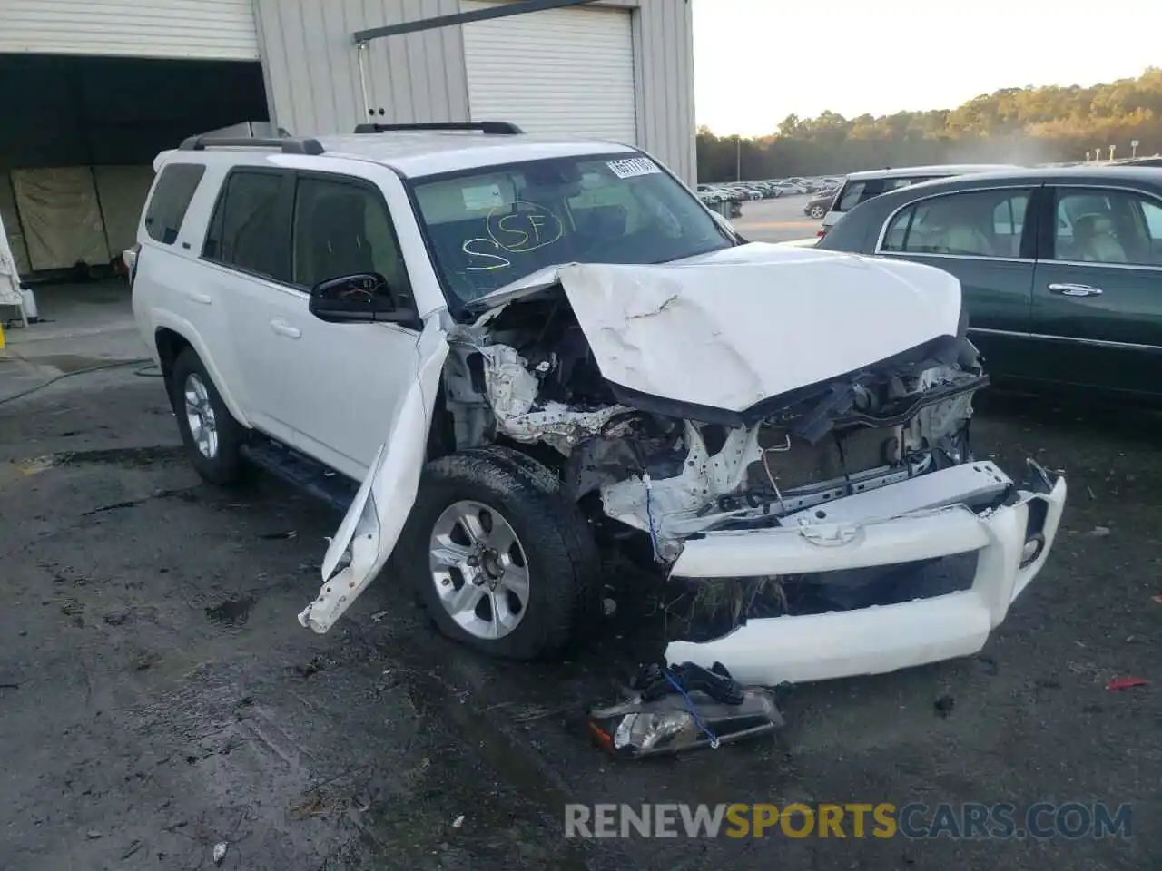 1 Photograph of a damaged car JTEZU5JRXK5209074 TOYOTA 4RUNNER 2019