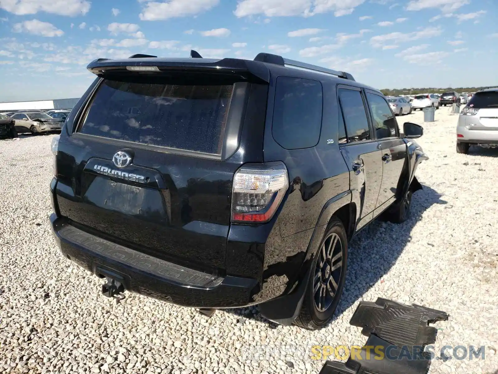 4 Photograph of a damaged car JTEZU5JRXK5209530 TOYOTA 4RUNNER 2019