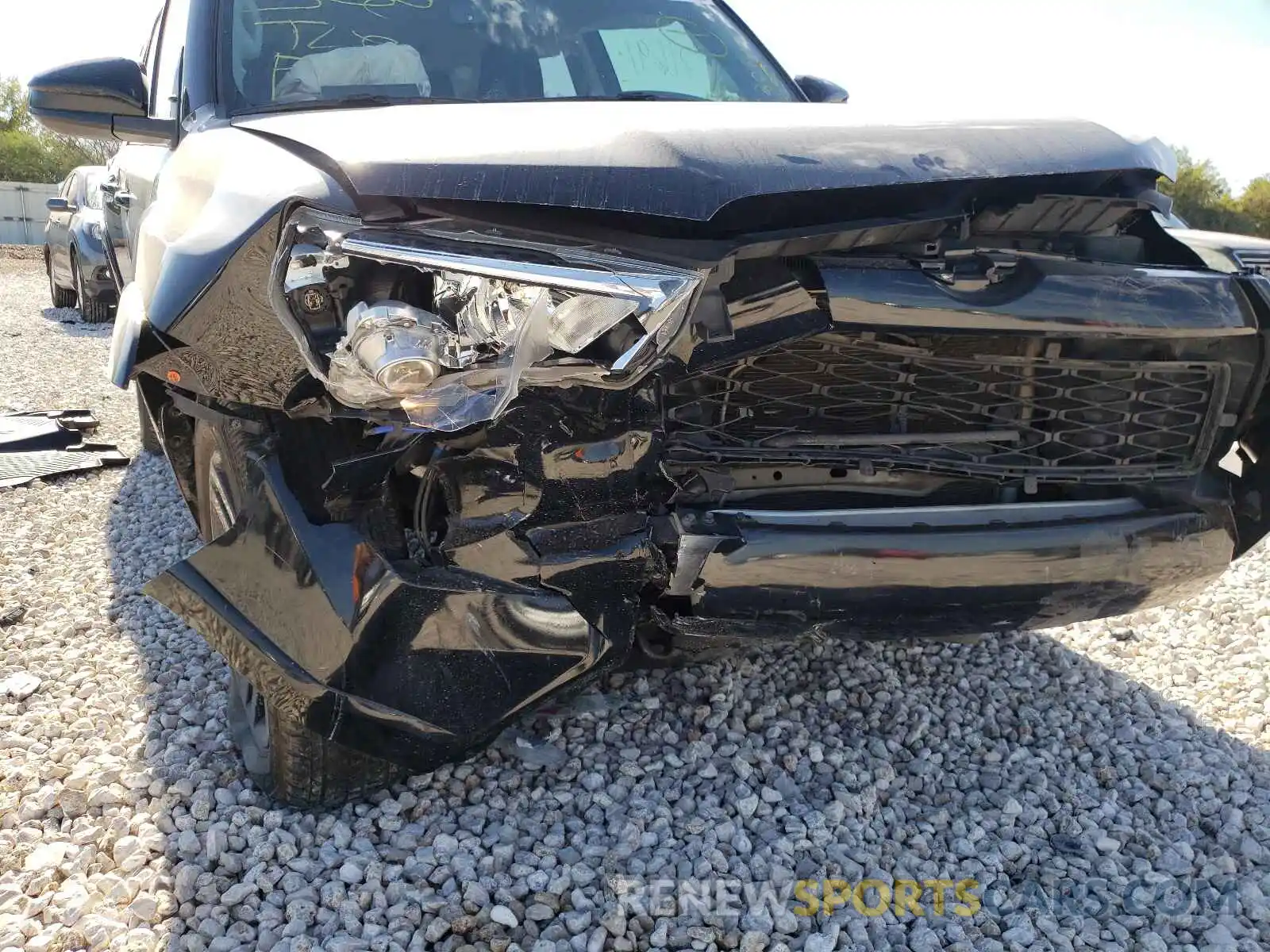 9 Photograph of a damaged car JTEZU5JRXK5209530 TOYOTA 4RUNNER 2019