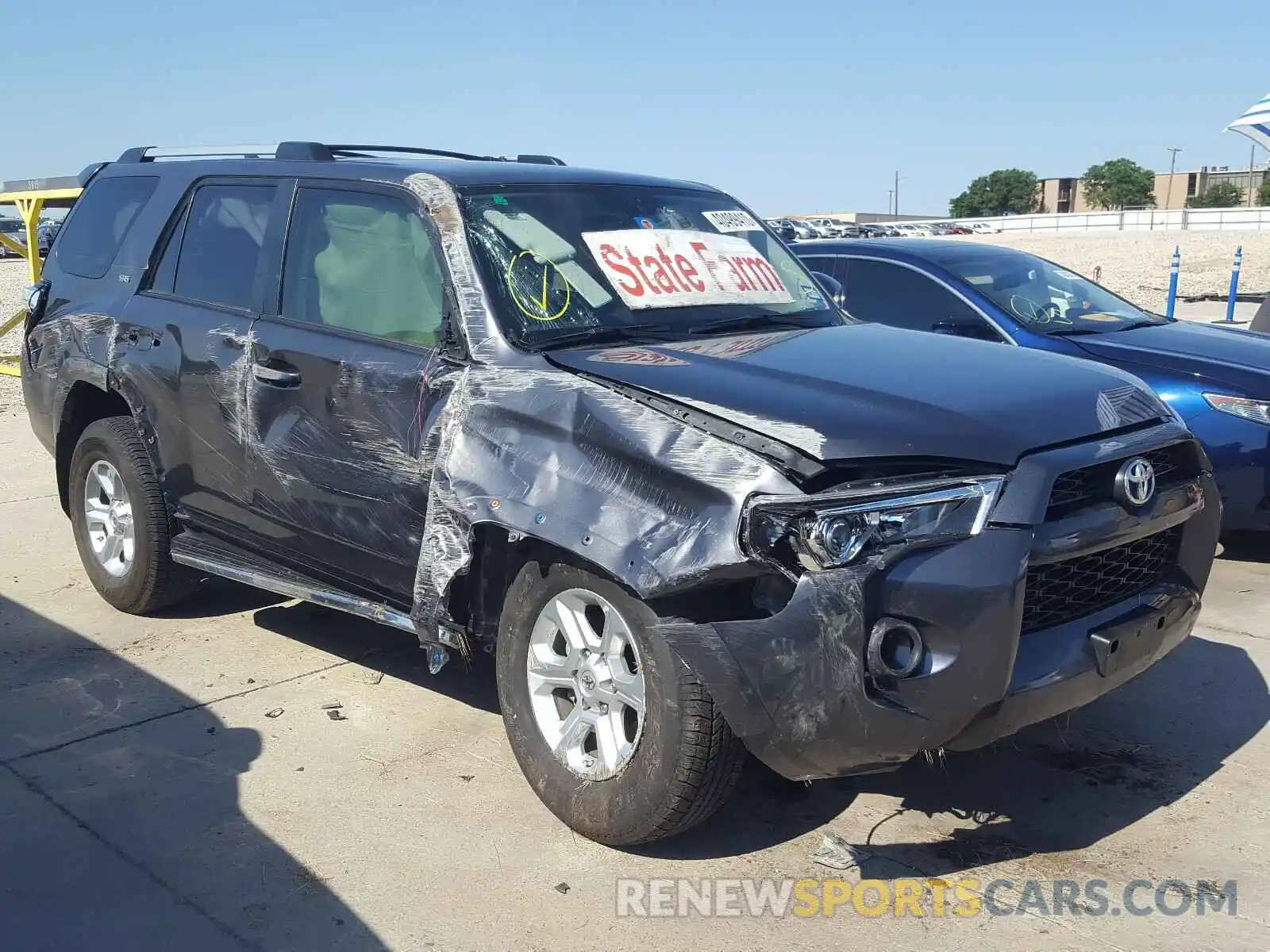 1 Фотография поврежденного автомобиля JTEZU5JRXK5209821 TOYOTA 4RUNNER 2019