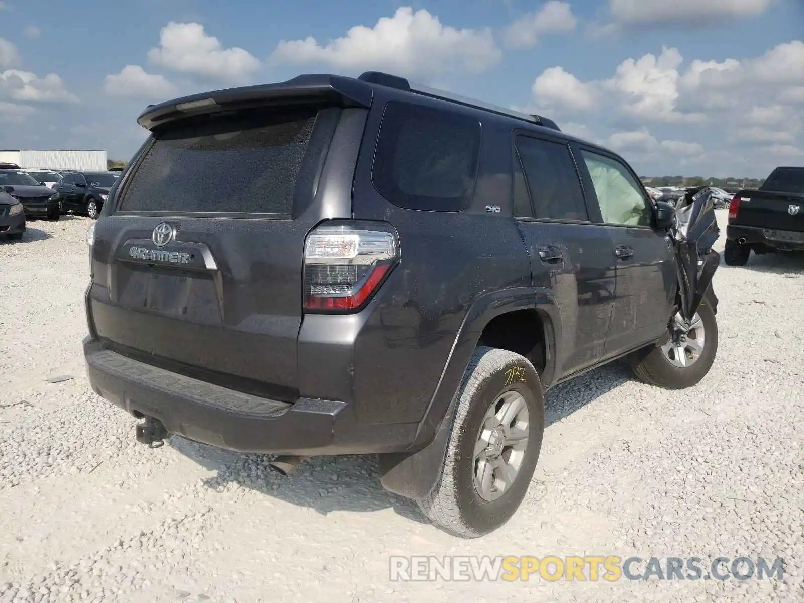 4 Фотография поврежденного автомобиля JTEZU5JRXK5211424 TOYOTA 4RUNNER 2019