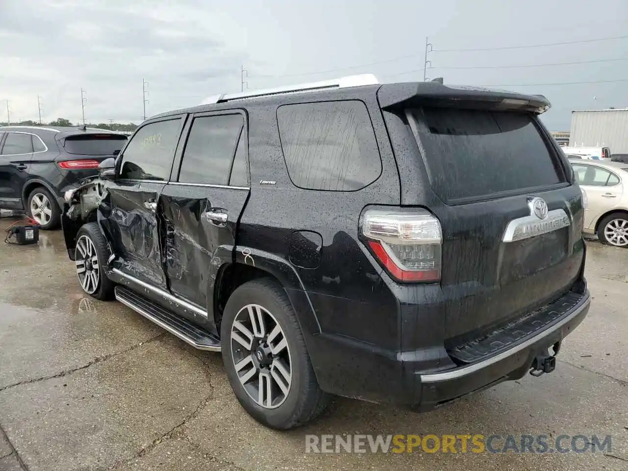 3 Photograph of a damaged car JTEZU5JRXK5212282 TOYOTA 4RUNNER 2019