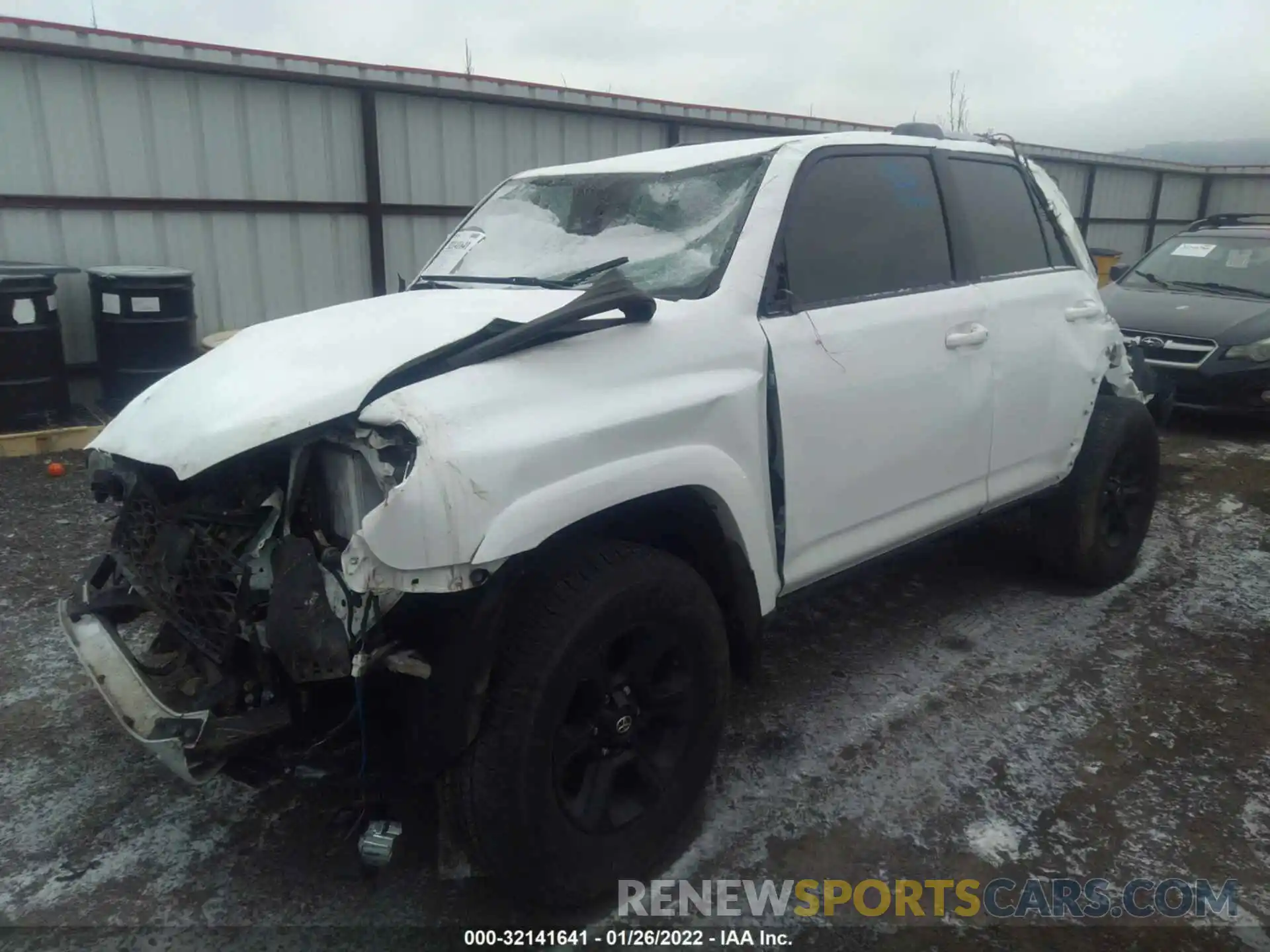 2 Photograph of a damaged car JTEBU5JR0L5739945 TOYOTA 4RUNNER 2020