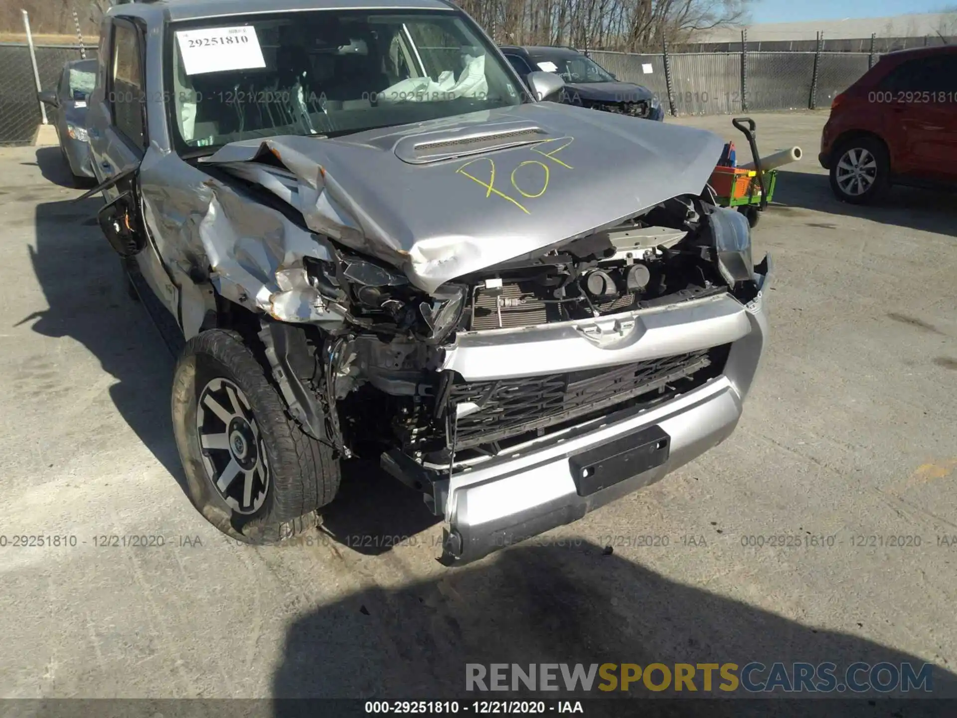 6 Photograph of a damaged car JTEBU5JR0L5742554 TOYOTA 4RUNNER 2020