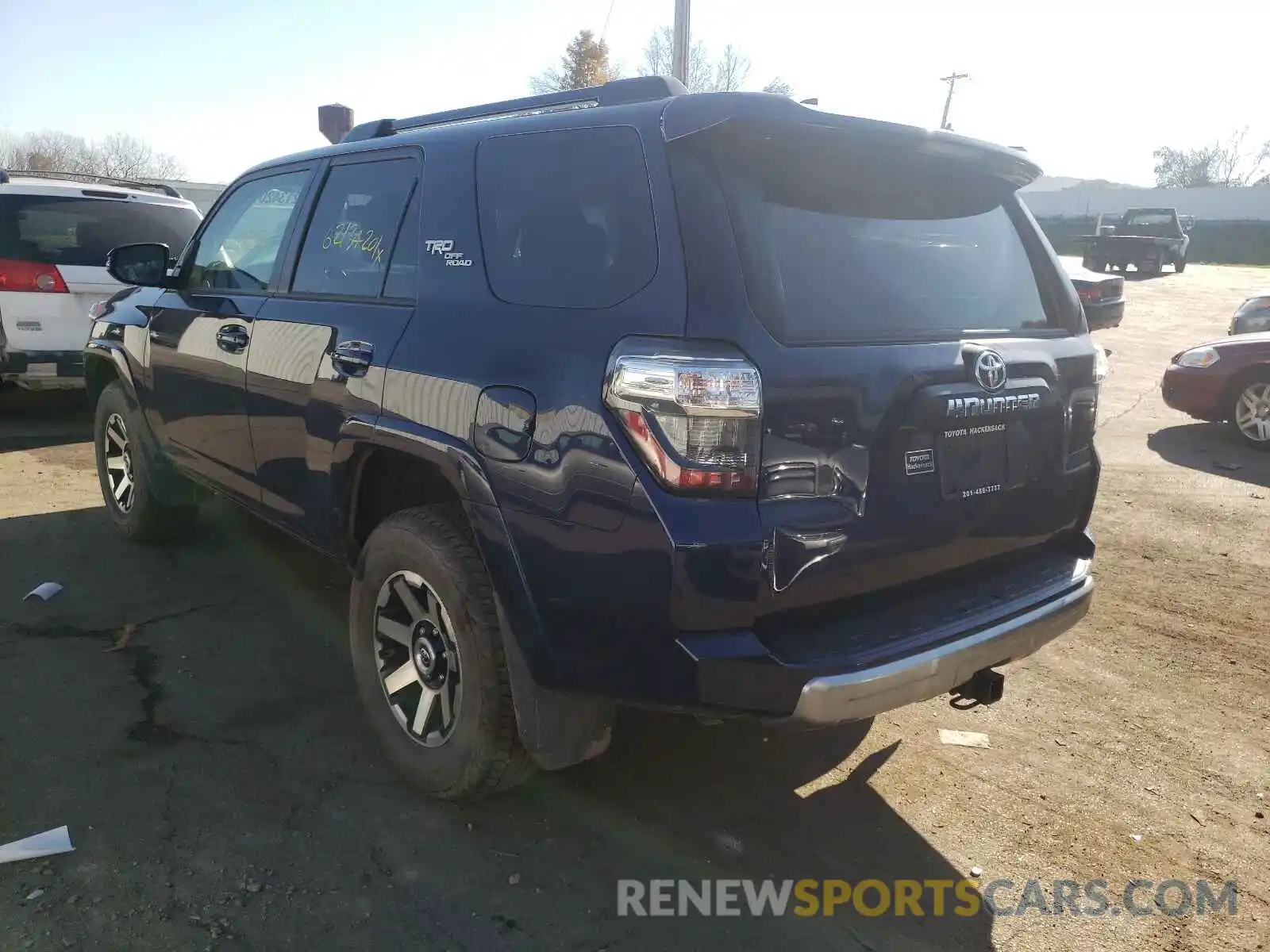 3 Photograph of a damaged car JTEBU5JR0L5742621 TOYOTA 4RUNNER 2020