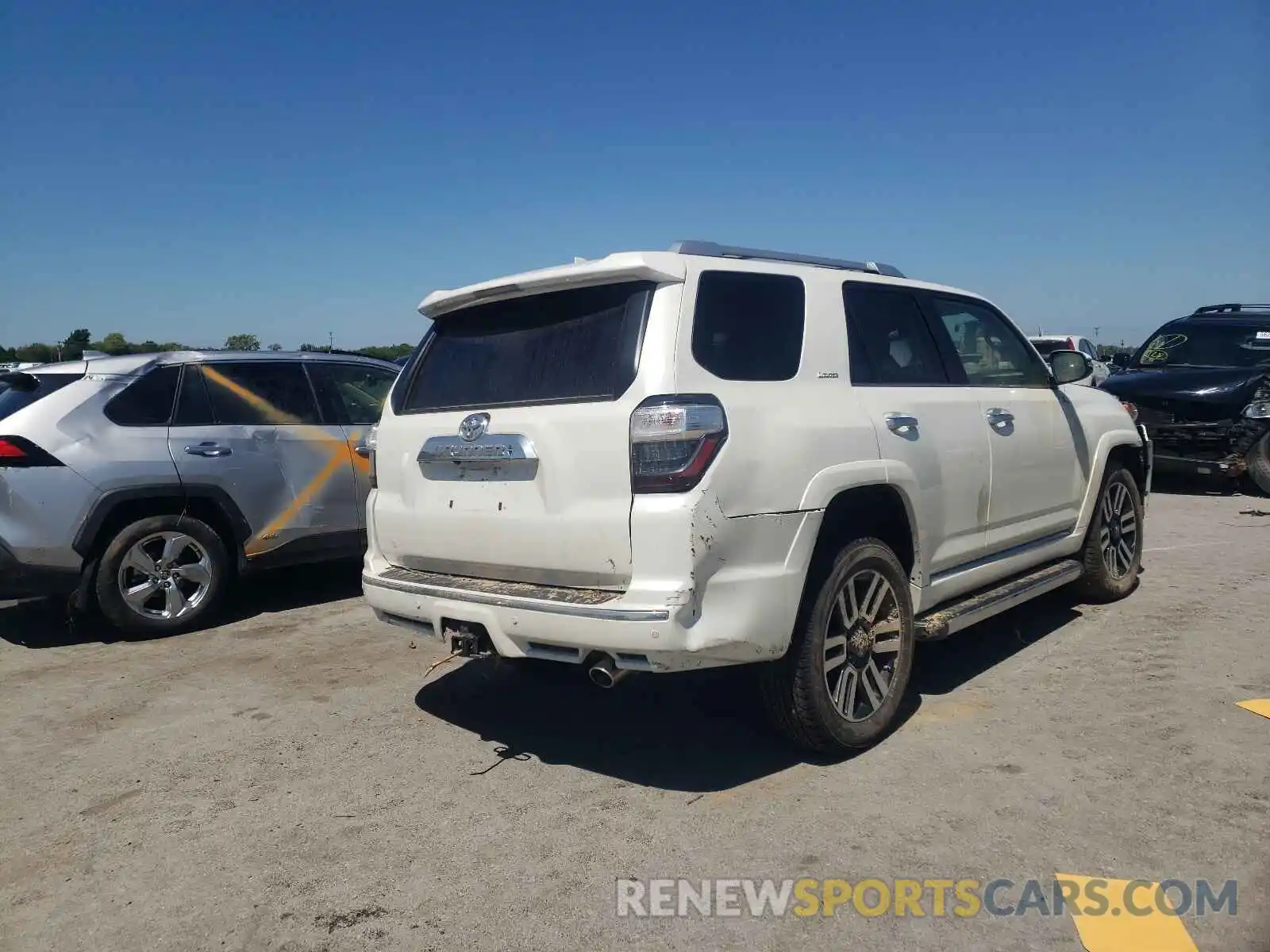 4 Photograph of a damaged car JTEBU5JR0L5745700 TOYOTA 4RUNNER 2020