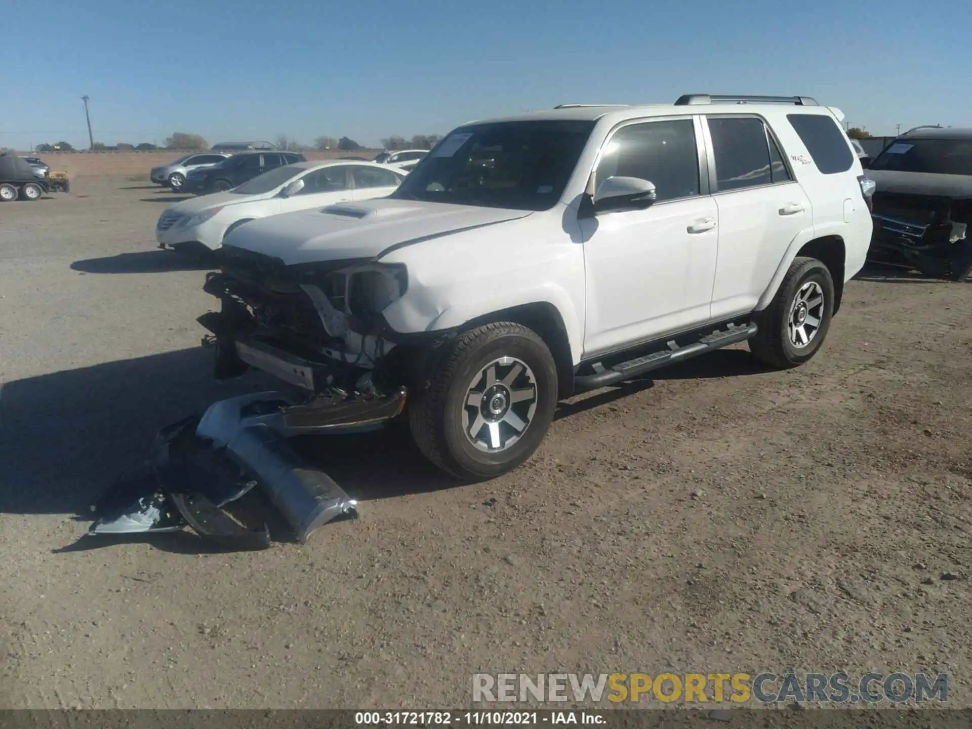 2 Photograph of a damaged car JTEBU5JR0L5751402 TOYOTA 4RUNNER 2020