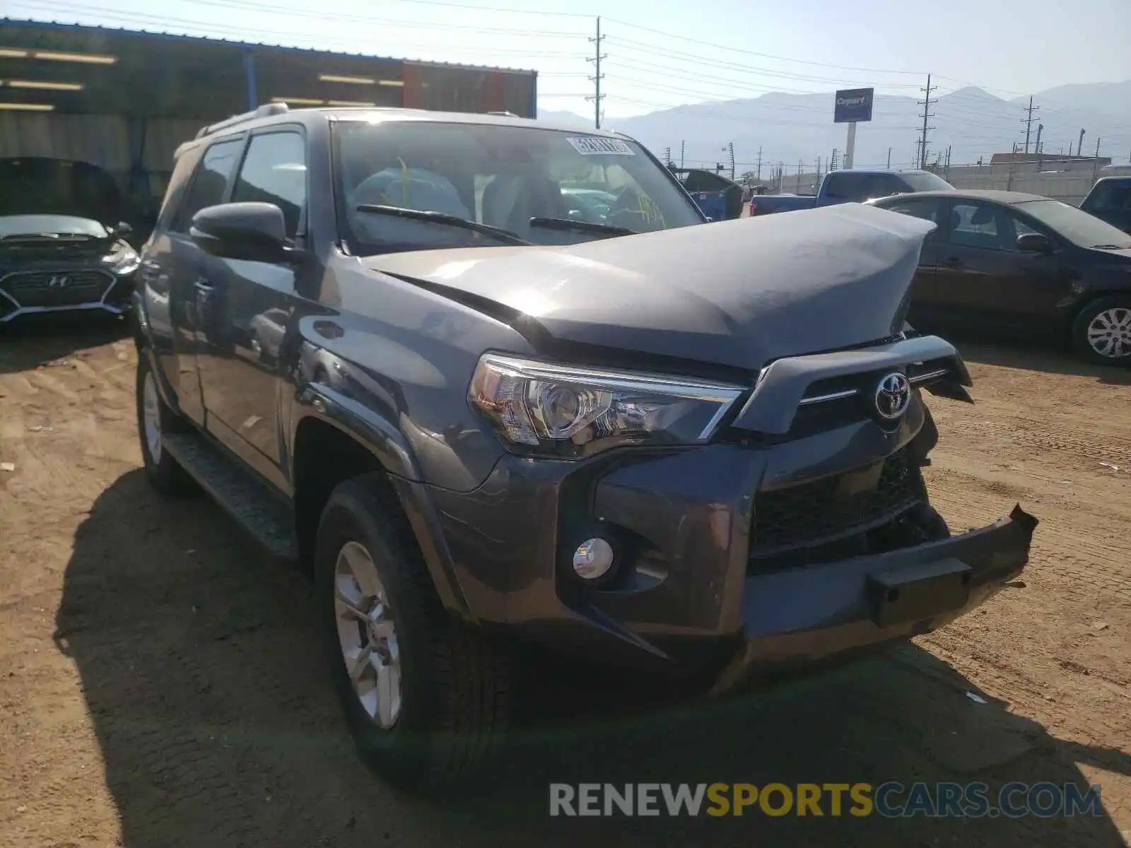 1 Фотография поврежденного автомобиля JTEBU5JR0L5752873 TOYOTA 4RUNNER 2020