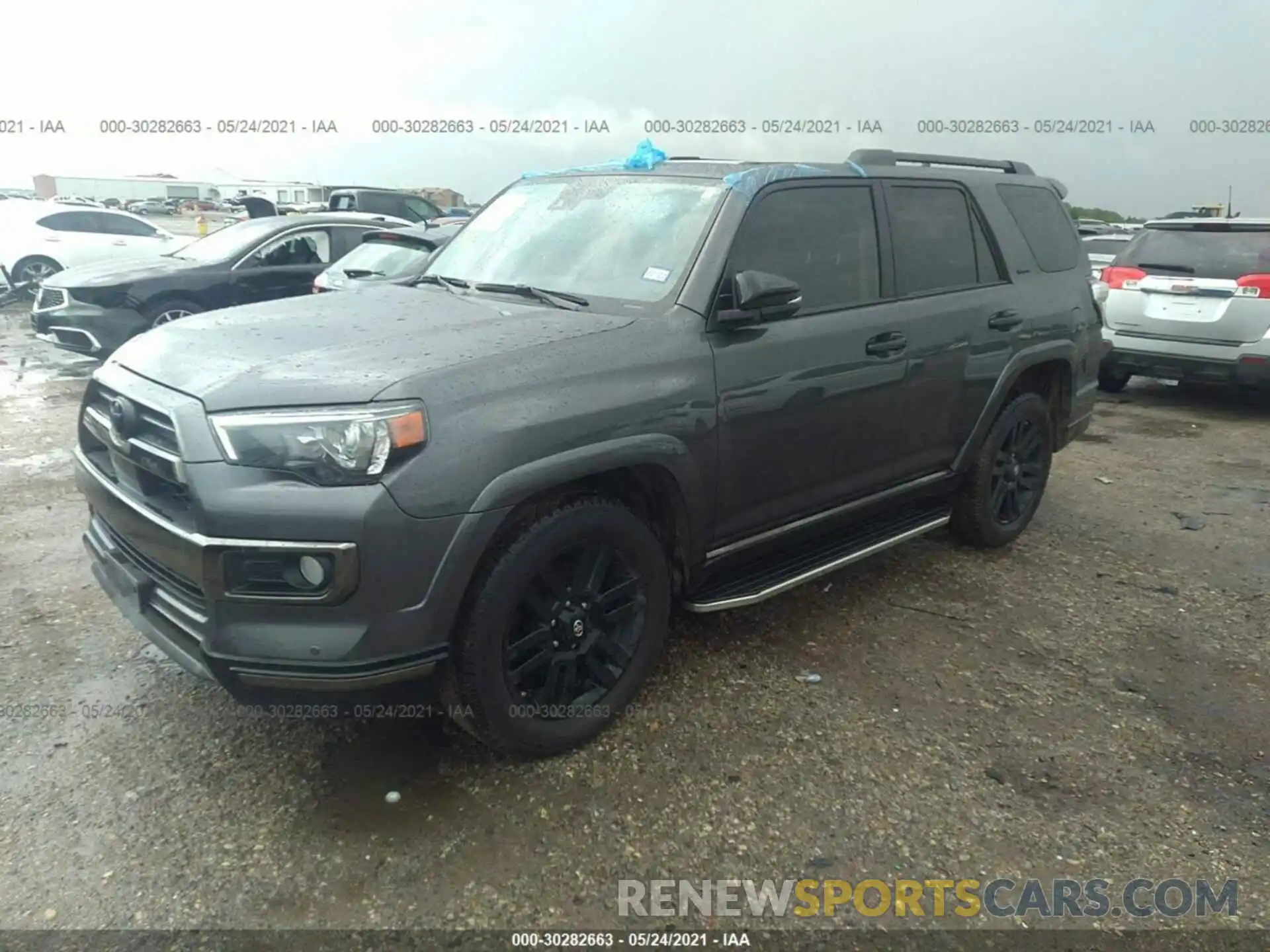 2 Фотография поврежденного автомобиля JTEBU5JR0L5768183 TOYOTA 4RUNNER 2020