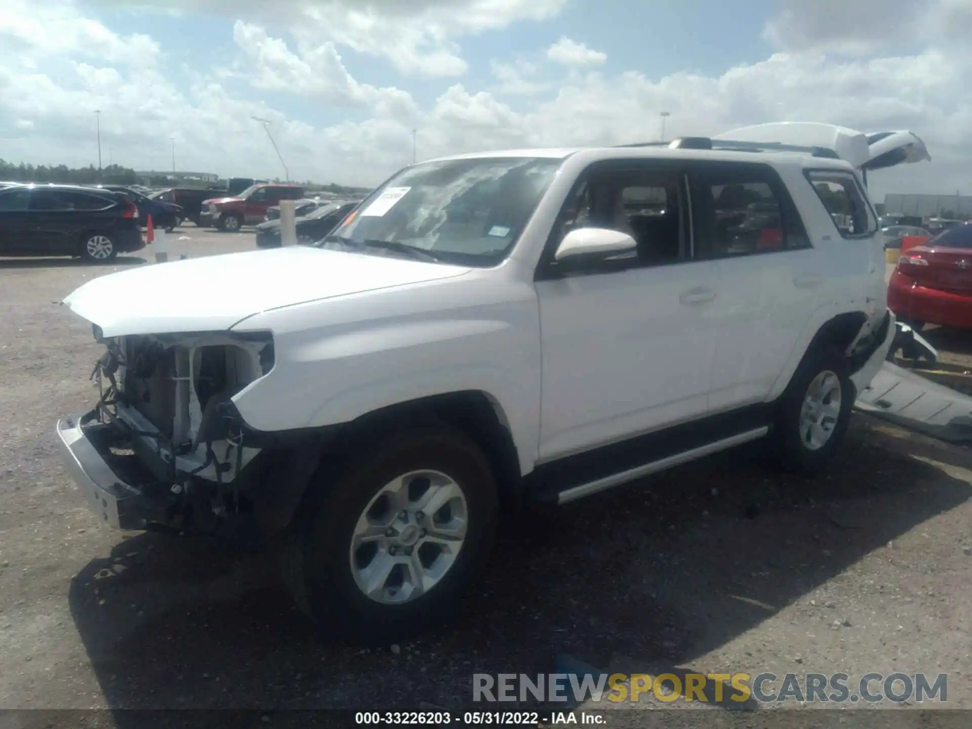 2 Photograph of a damaged car JTEBU5JR0L5775098 TOYOTA 4RUNNER 2020